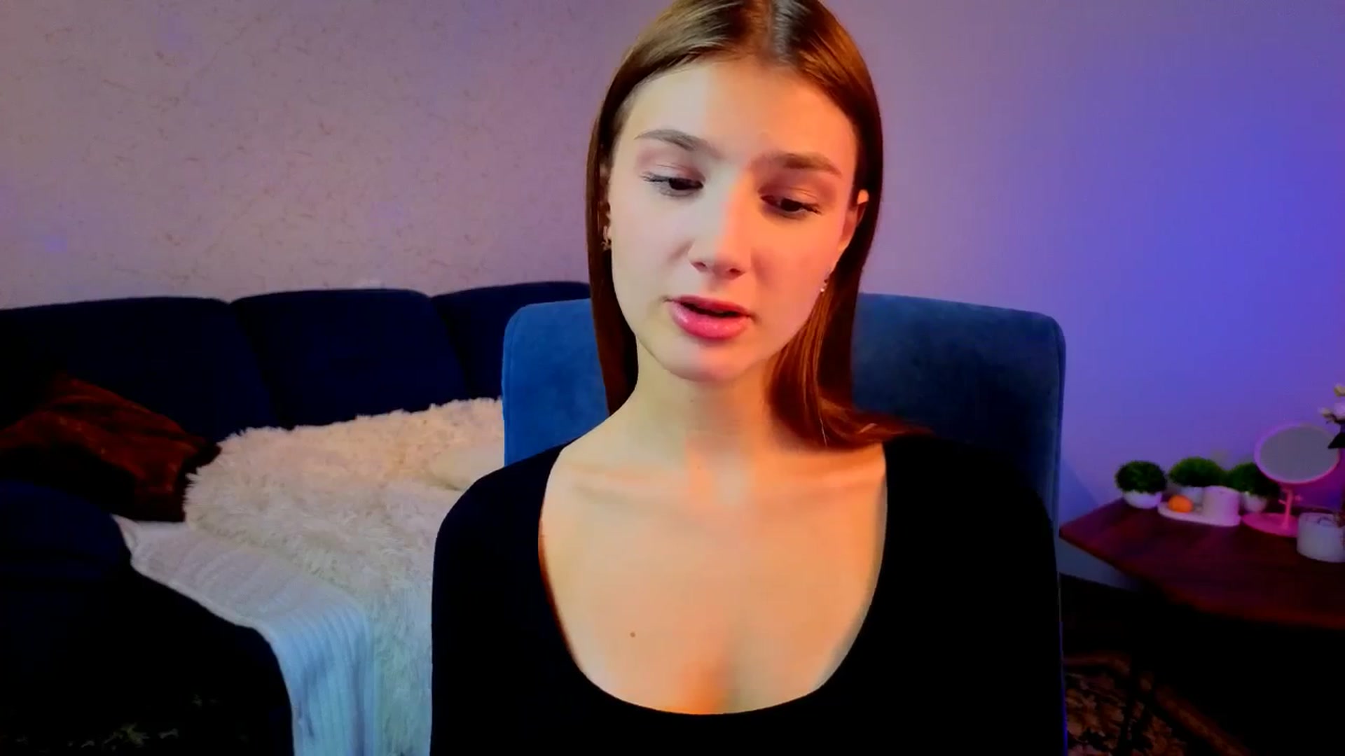 Gallery image thumbnail from AnnaHoney's myfreecams stream on, 12/30/2025, 05:46 image 13 of 20