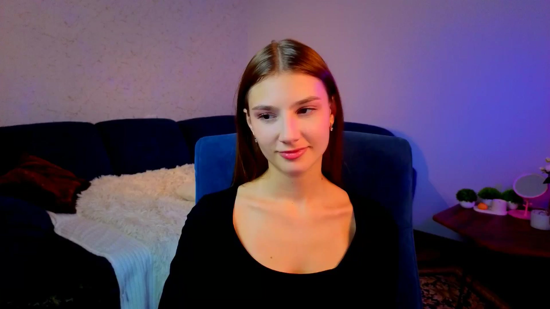 Gallery image thumbnail from AnnaHoney's myfreecams stream on, 12/30/2025, 05:46 image 5 of 20