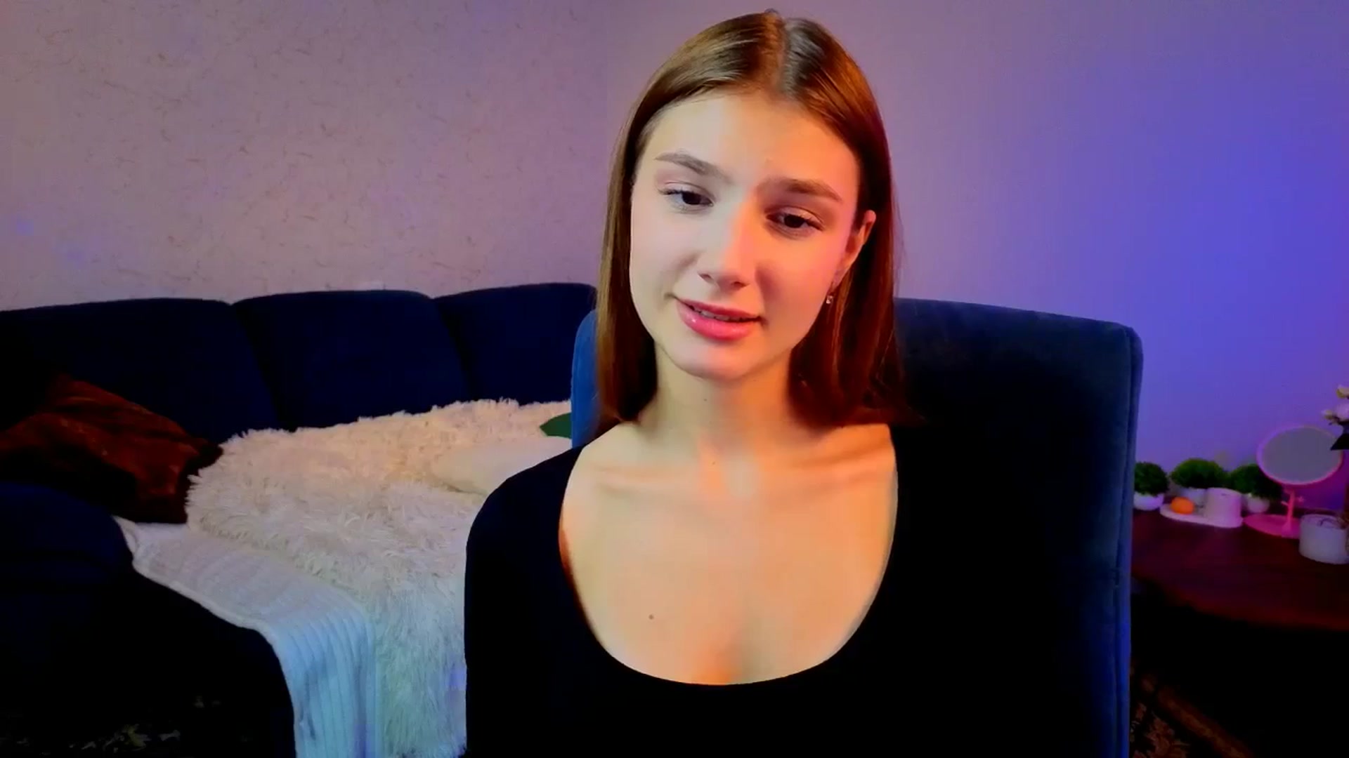 Gallery image thumbnail from AnnaHoney's myfreecams stream on, 12/30/2025, 05:46 image 14 of 20