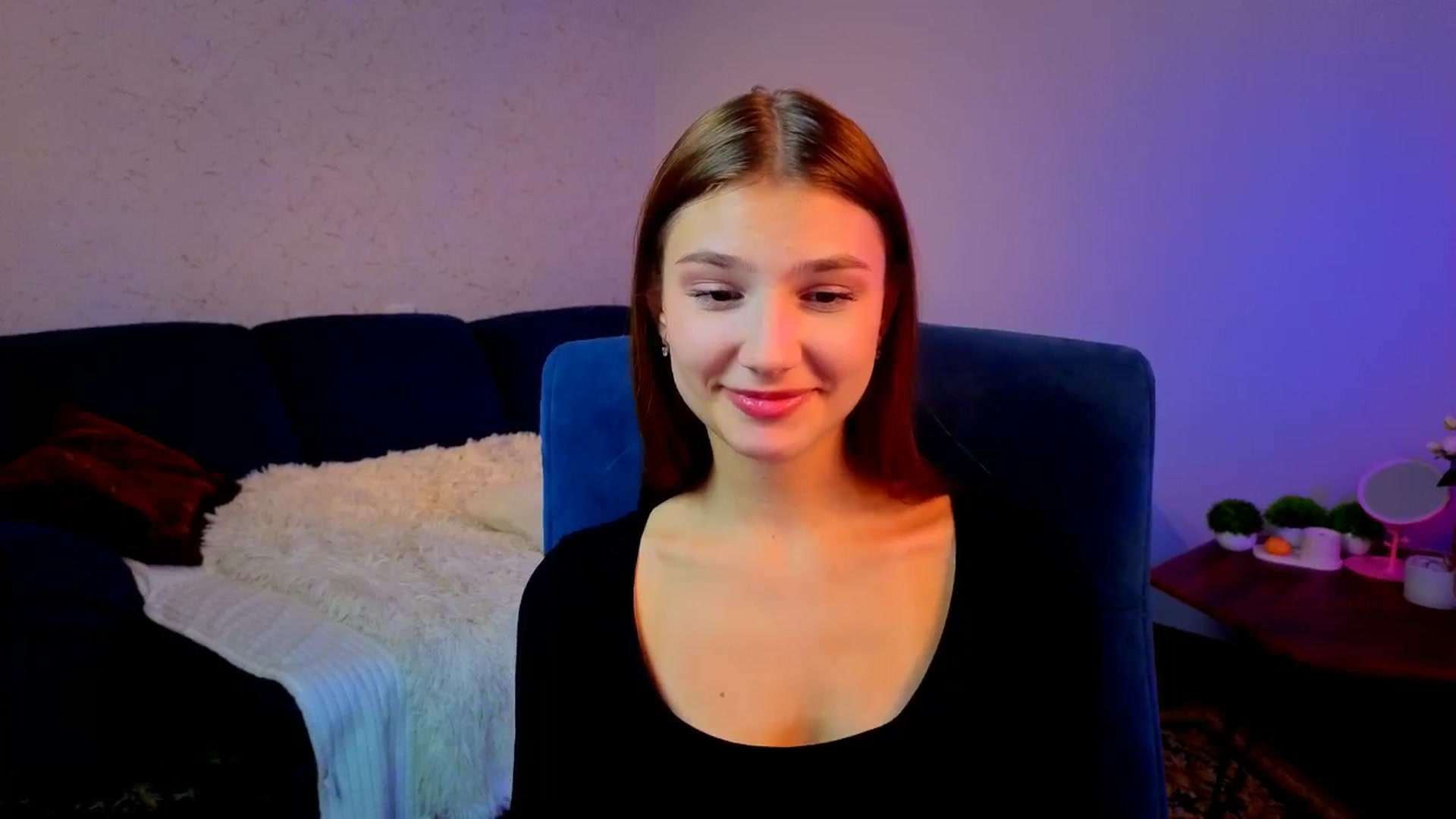 Gallery image thumbnail from AnnaHoney's myfreecams stream on, 12/30/2025, 05:46 image 6 of 20