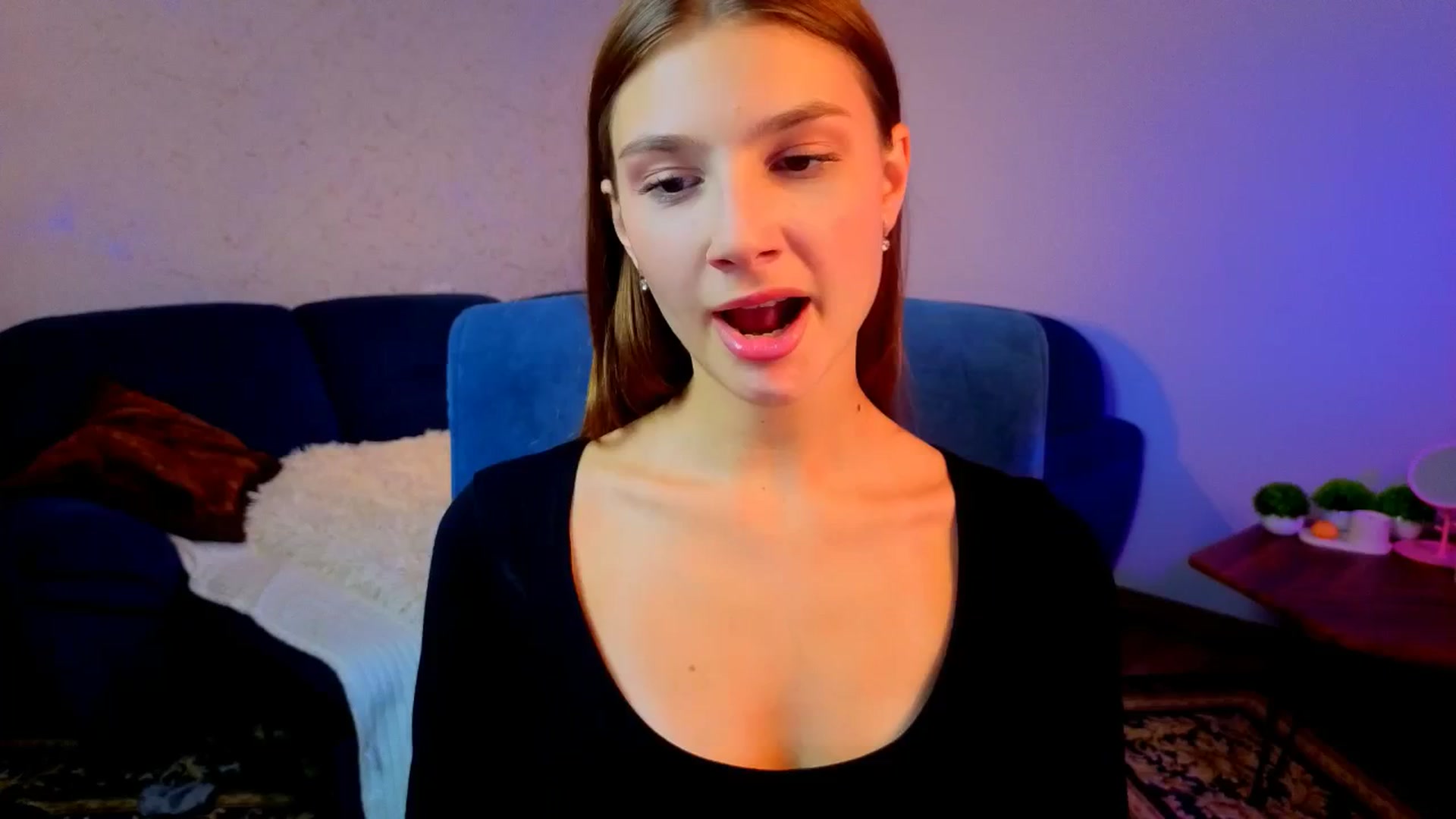 Gallery image thumbnail from AnnaHoney's myfreecams stream on, 12/30/2025, 07:37 image 18 of 20