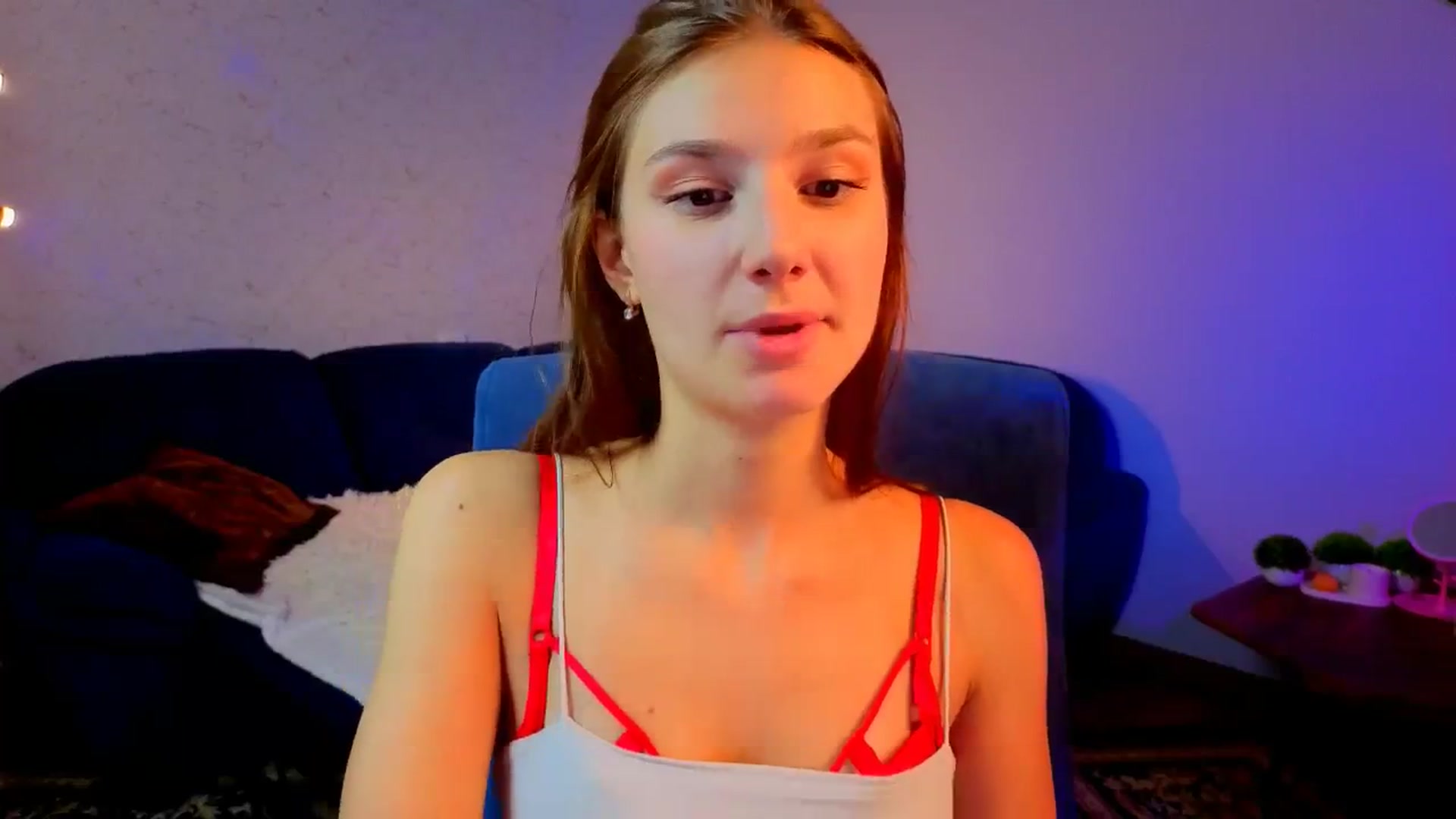 Gallery image thumbnail from AnnaHoney's myfreecams stream on, 01/02/2026, 10:29 image 9 of 20