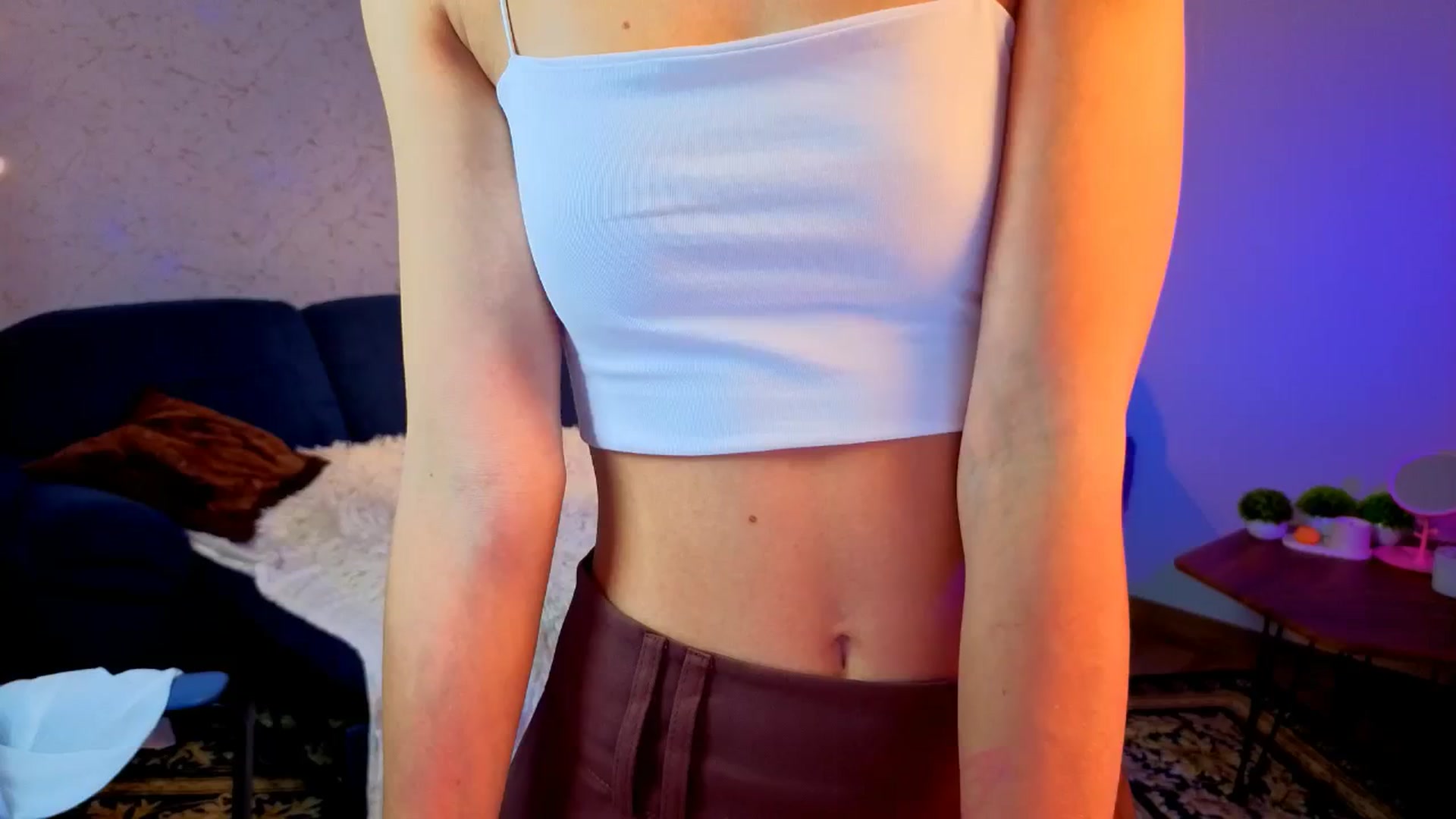 Gallery image thumbnail from AnnaHoney's myfreecams stream on, 01/03/2026, 02:54 image 14 of 20