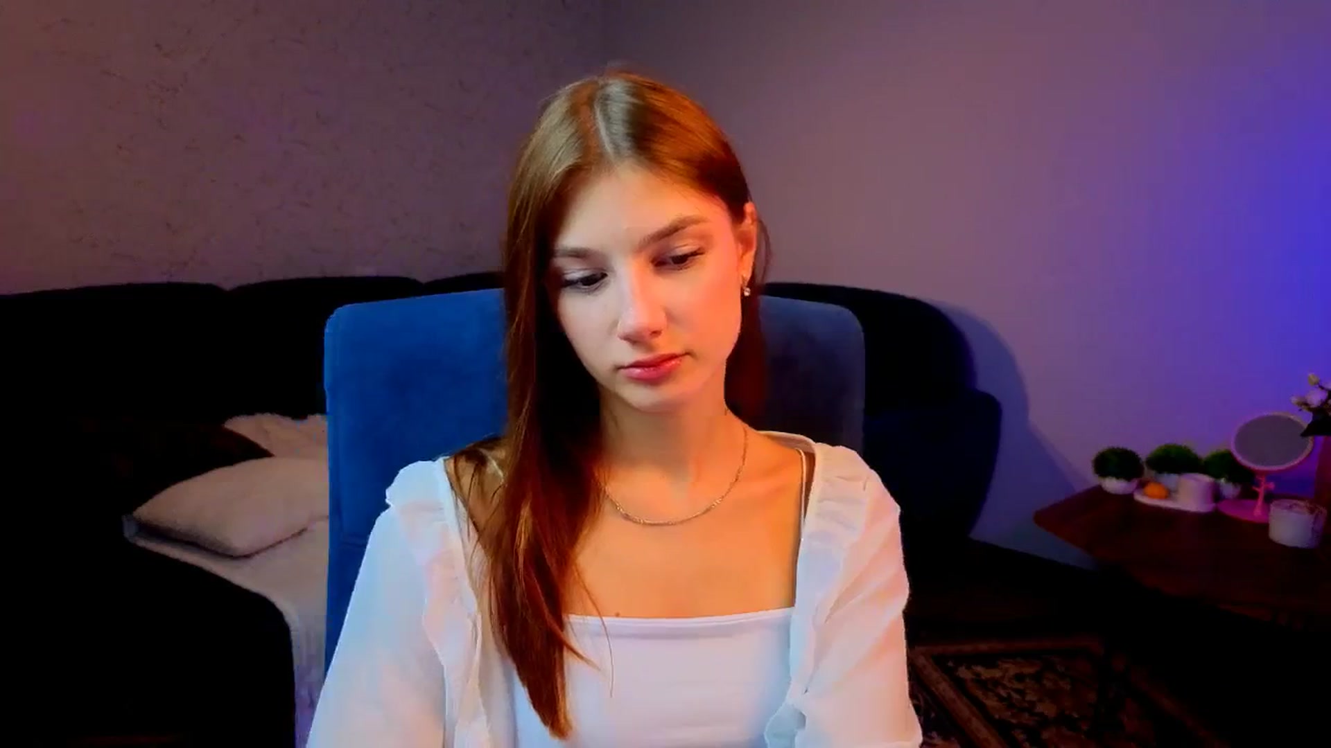 Gallery image thumbnail from AnnaHoney's myfreecams stream on, 01/05/2026, 02:27 image 5 of 20