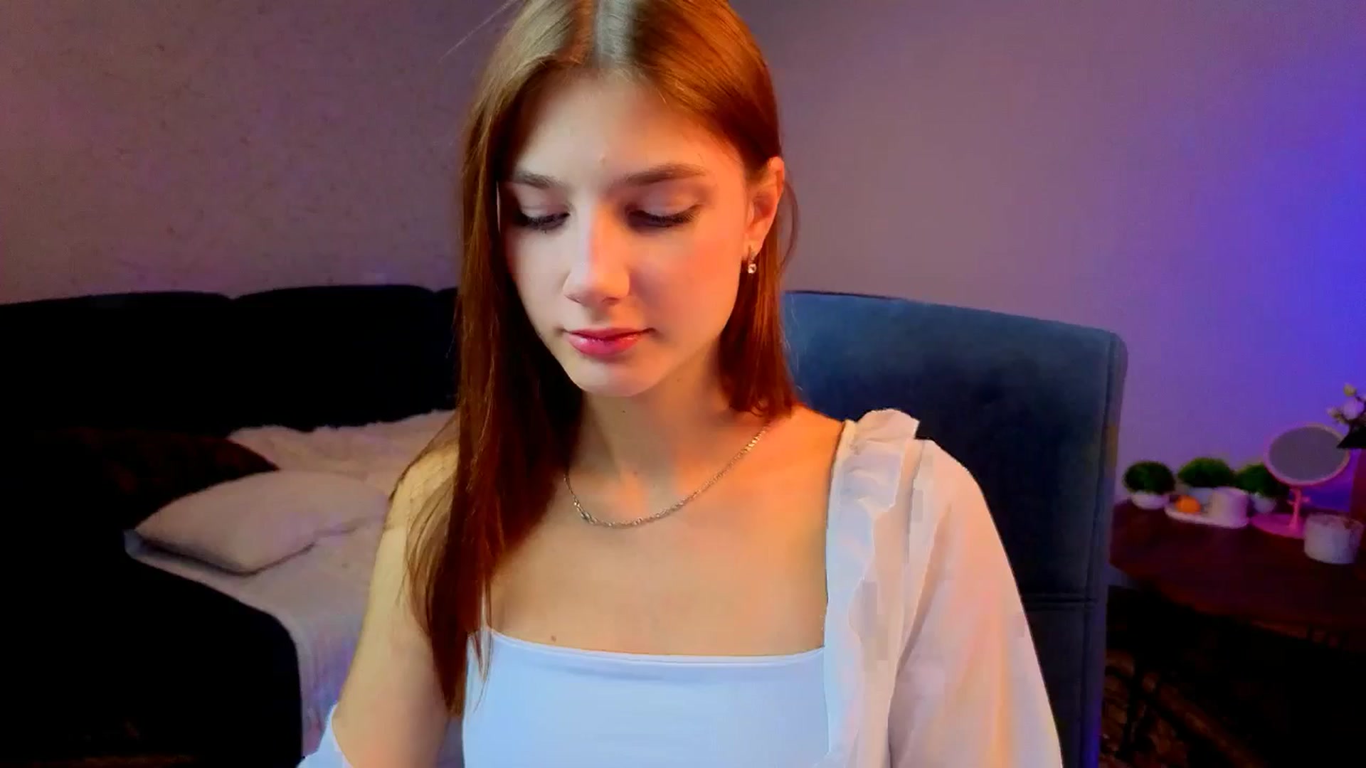 Gallery image thumbnail from AnnaHoney's myfreecams stream on, 01/05/2026, 02:27 image 7 of 20