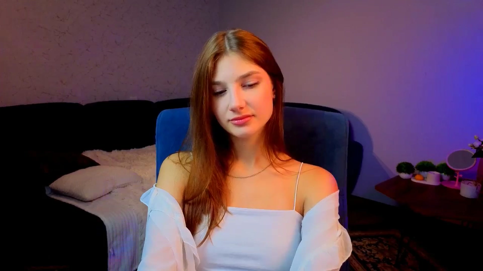 Gallery image thumbnail from AnnaHoney's myfreecams stream on, 01/05/2026, 02:27 image 19 of 20