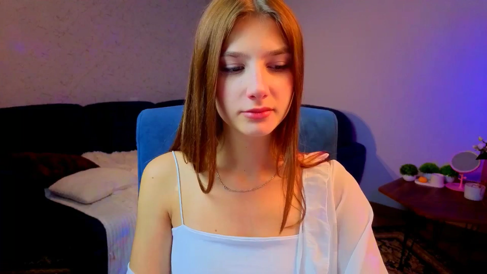 Gallery image thumbnail from AnnaHoney's myfreecams stream on, 01/05/2026, 02:27 image 15 of 20