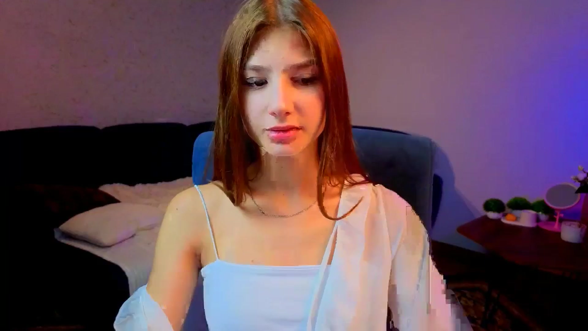 Gallery image thumbnail from AnnaHoney's myfreecams stream on, 01/05/2026, 02:27 image 12 of 20