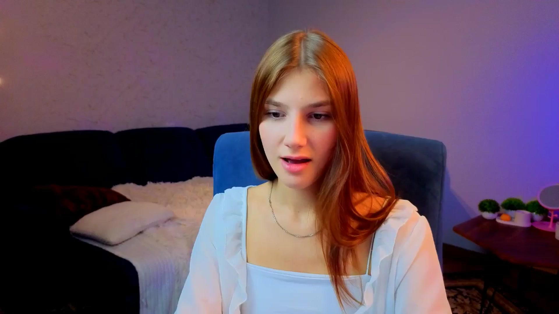 Gallery image thumbnail from AnnaHoney's myfreecams stream on, 01/05/2026, 04:04 image 10 of 20