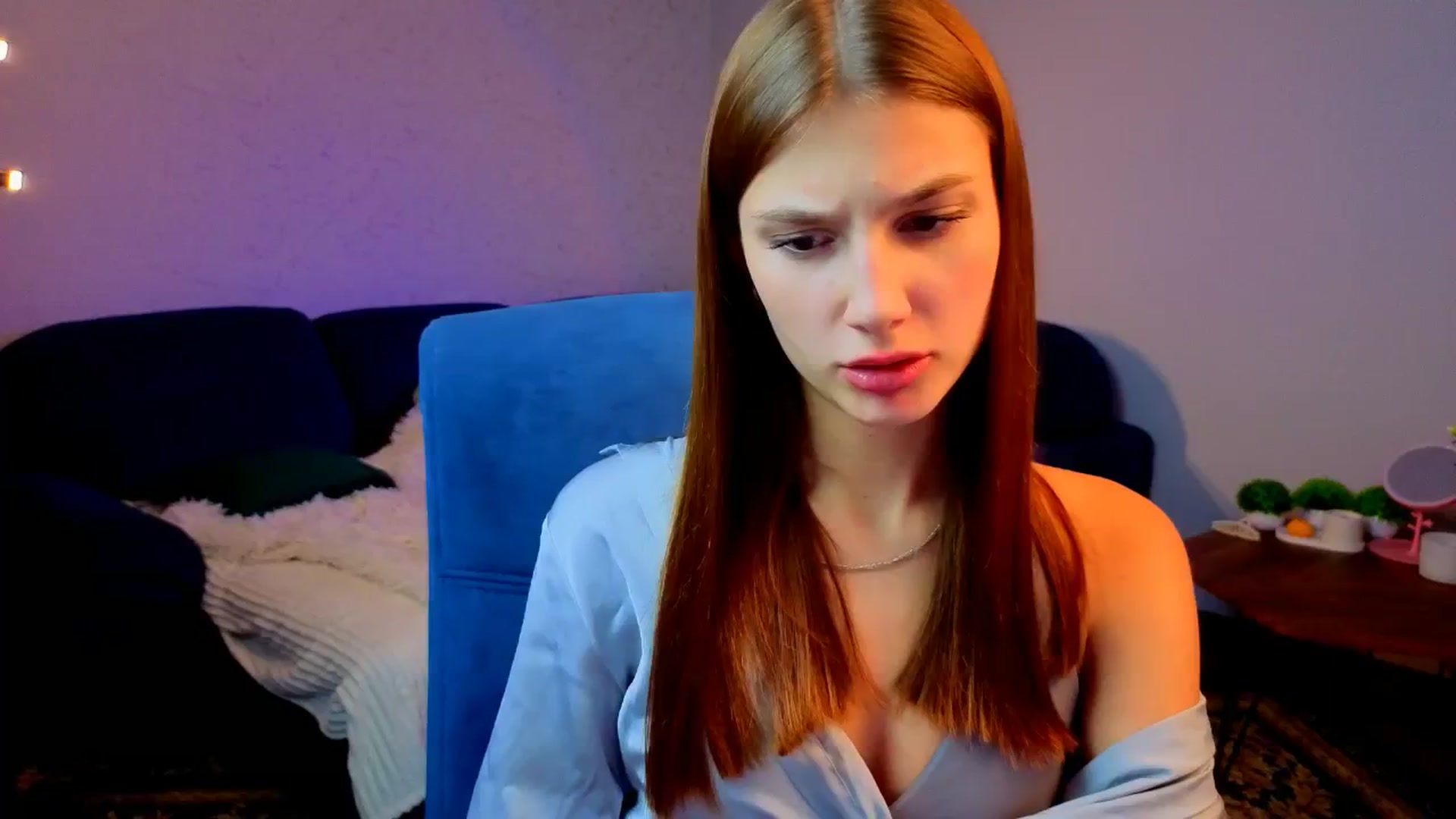 Gallery image thumbnail from AnnaHoney's myfreecams stream on, 01/09/2026, 08:56 image 4 of 20
