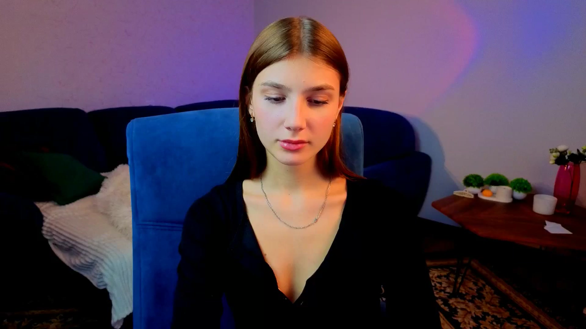 Gallery image thumbnail from AnnaHoney's myfreecams stream on, 01/11/2026, 07:30 image 13 of 20