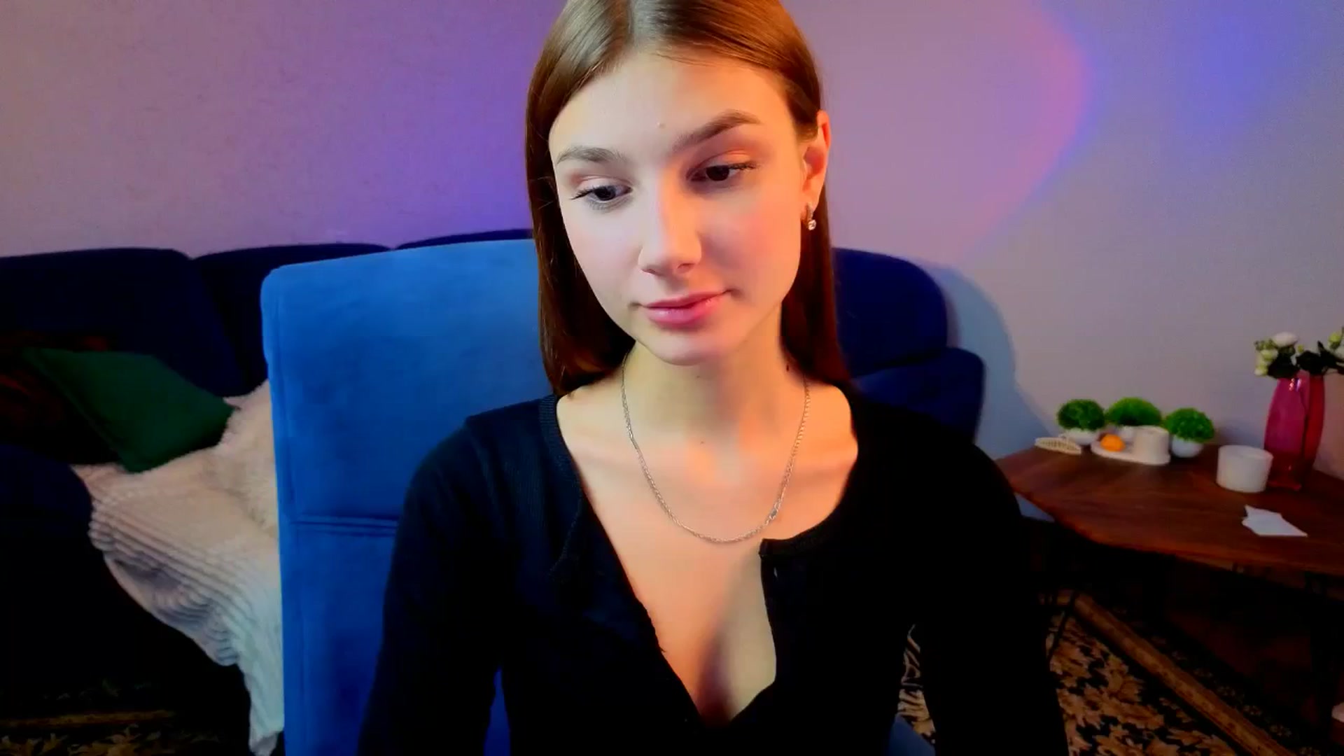Gallery image thumbnail from AnnaHoney's myfreecams stream on, 01/11/2026, 07:30 image 4 of 20