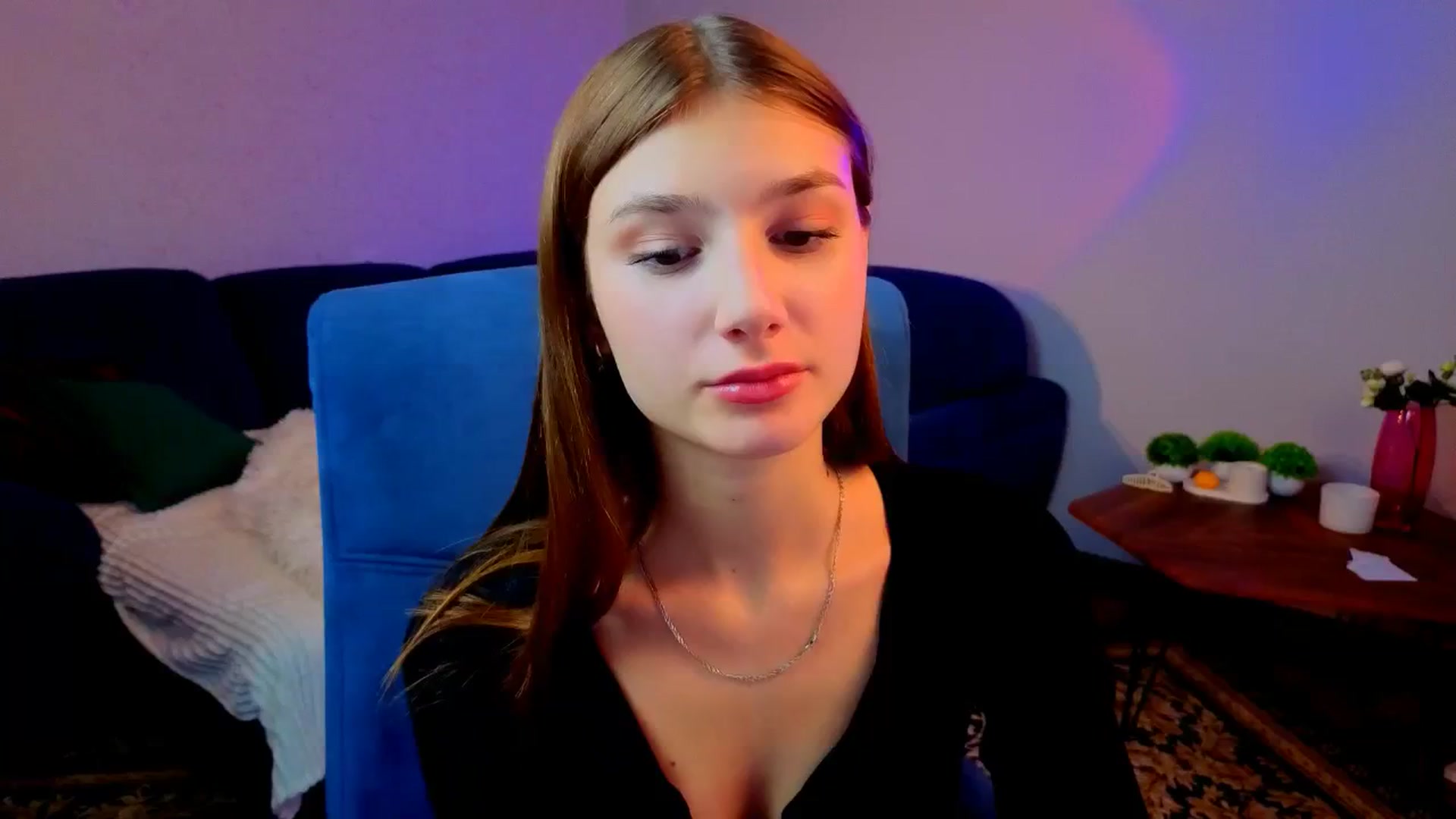Gallery image thumbnail from AnnaHoney's myfreecams stream on, 01/11/2026, 07:30 image 10 of 20