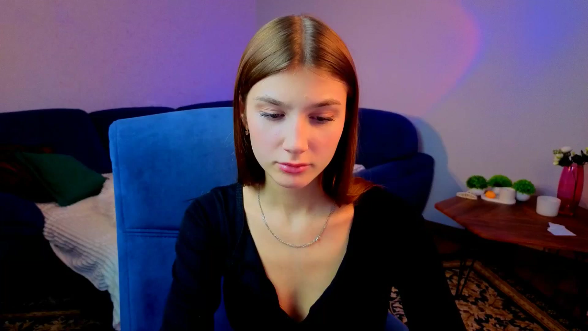 Gallery image thumbnail from AnnaHoney's myfreecams stream on, 01/11/2026, 07:30 image 15 of 20