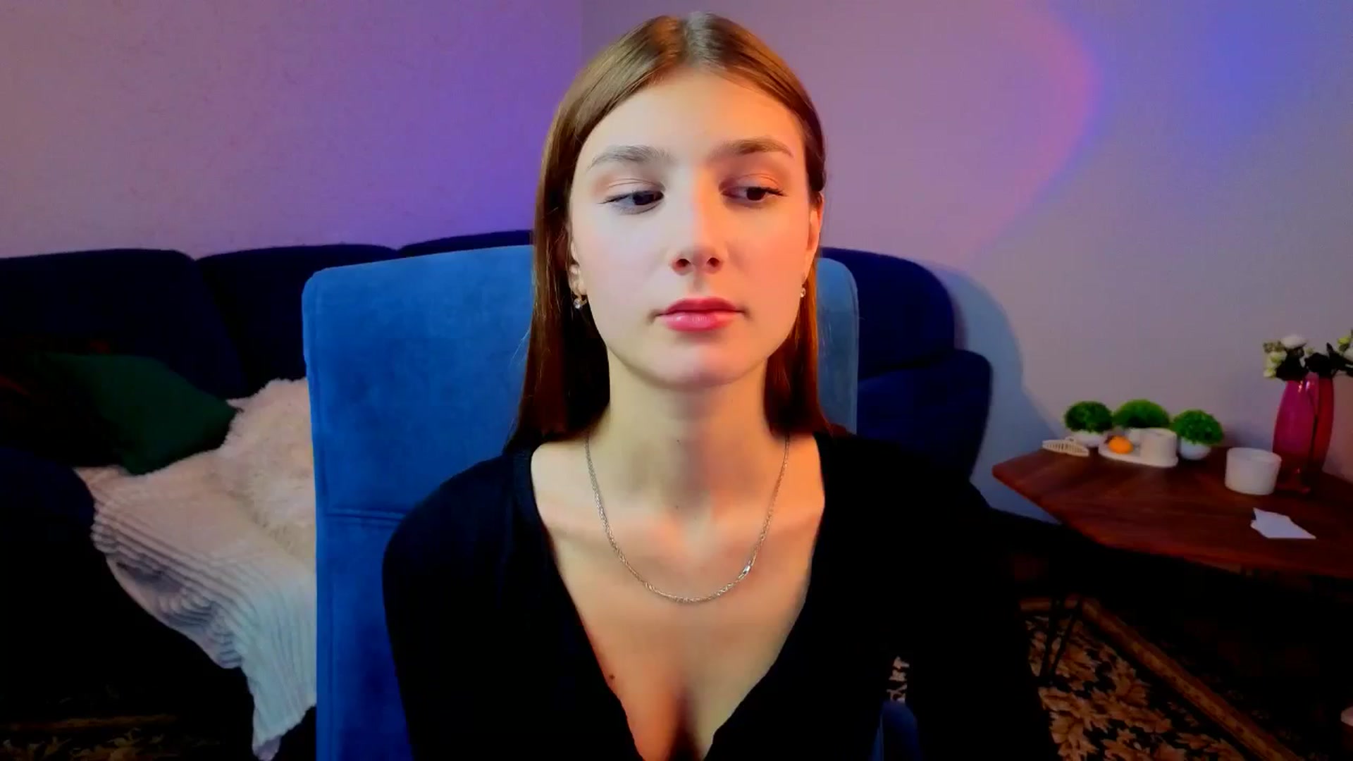 Gallery image thumbnail from AnnaHoney's myfreecams stream on, 01/11/2026, 07:30 image 11 of 20