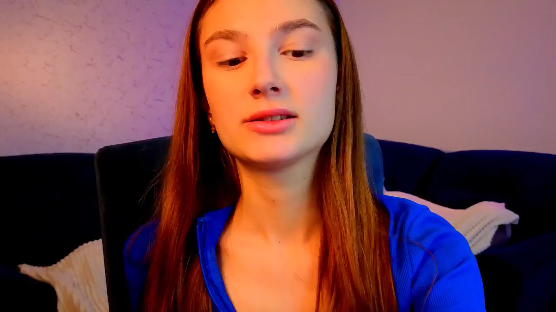 Gallery image thumbnail from AnnaHoney's myfreecams stream on, 02/09/2026, 03:52 image 18 of 20