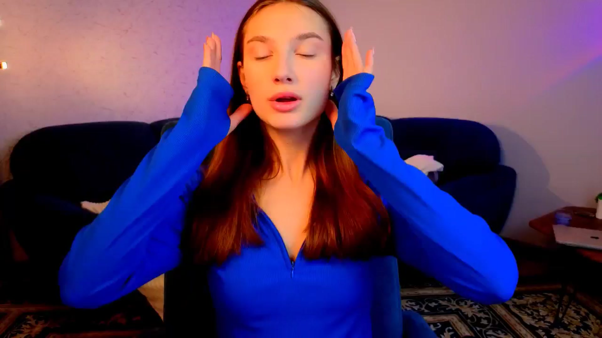 Gallery image thumbnail from AnnaHoney's myfreecams stream on, 02/09/2026, 03:52 image 14 of 20
