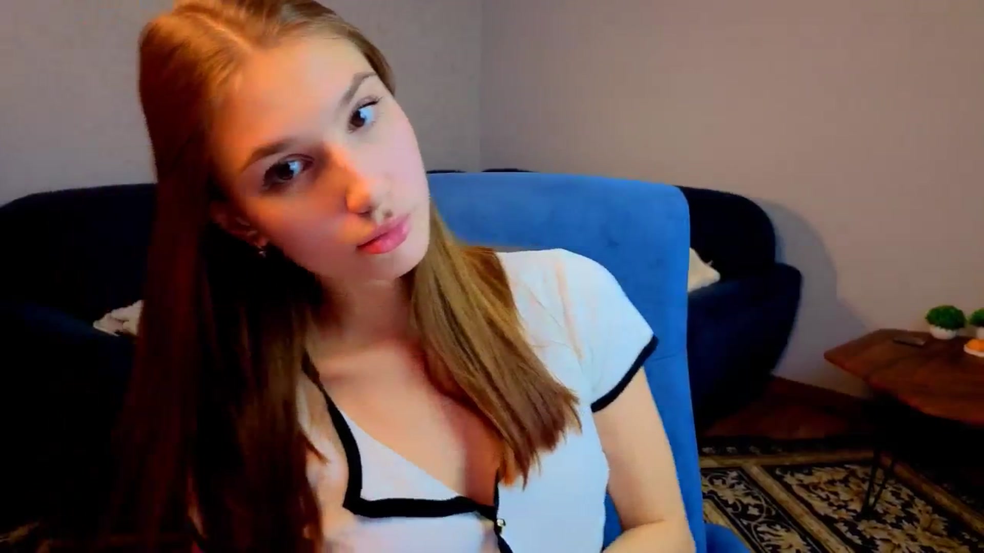 Gallery image thumbnail from AnnaHoney's myfreecams stream on, 02/18/2026, 08:12 image 6 of 20