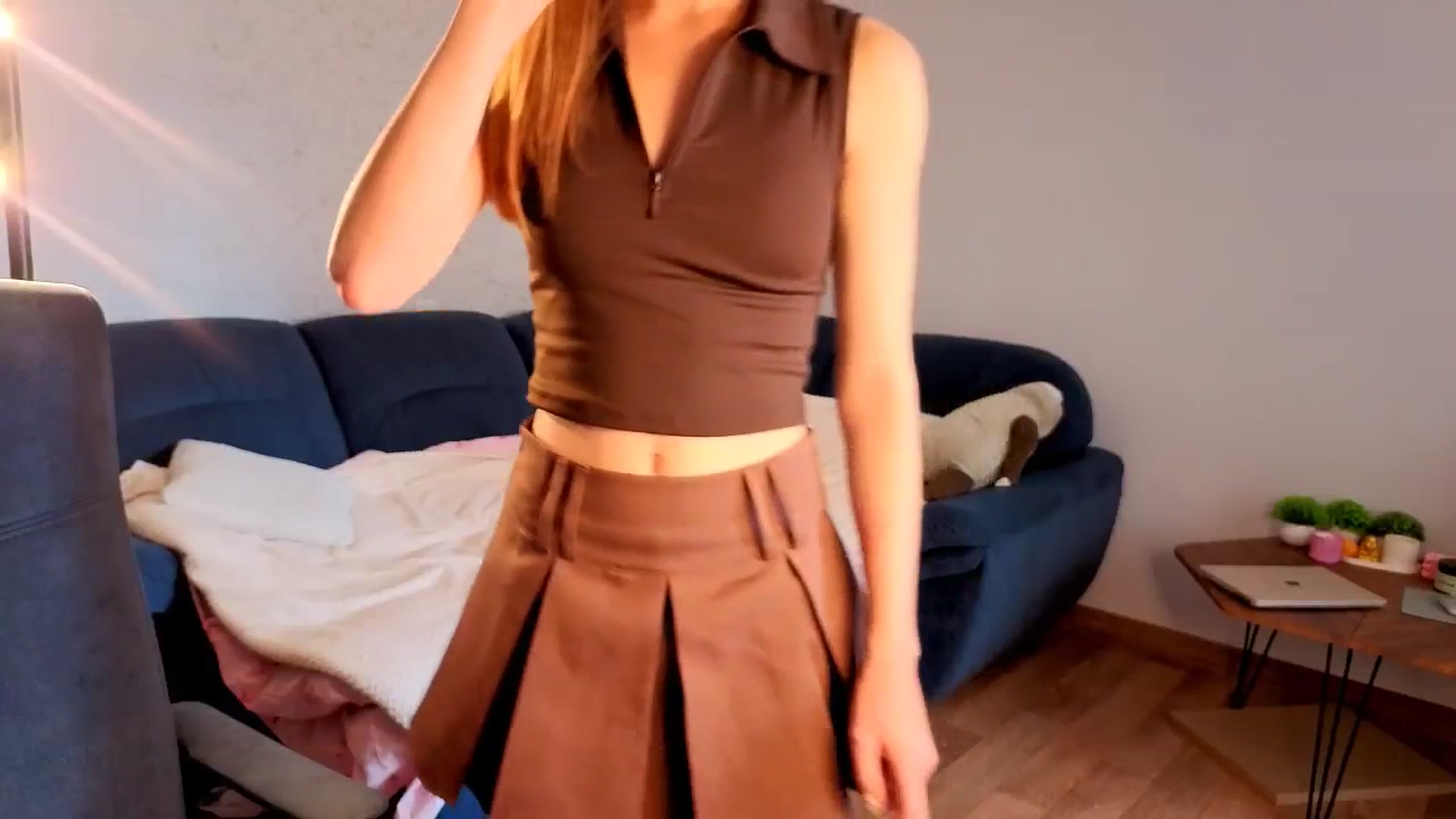 Gallery image thumbnail from AnnaHoney's myfreecams stream on, 04/20/2026, 08:20 image 16 of 20