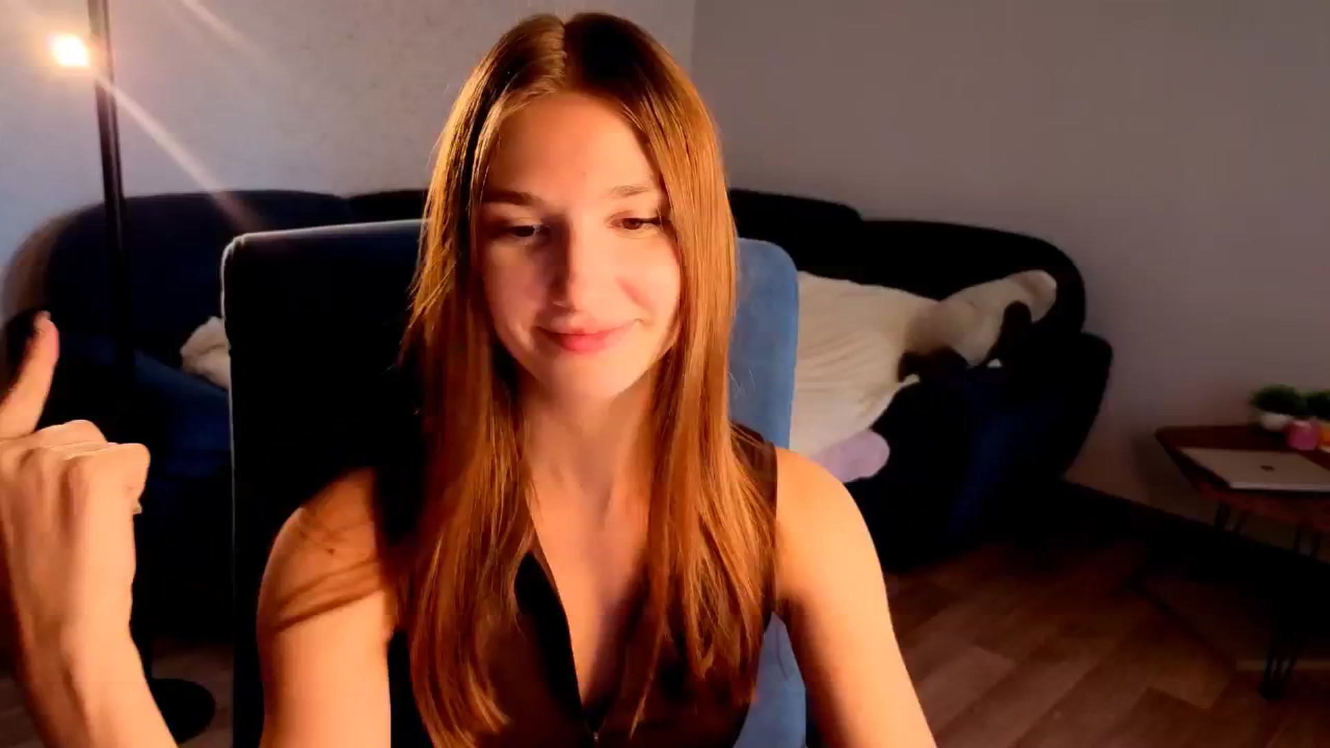 Gallery image thumbnail from AnnaHoney's myfreecams stream on, 04/20/2026, 08:20 image 2 of 20