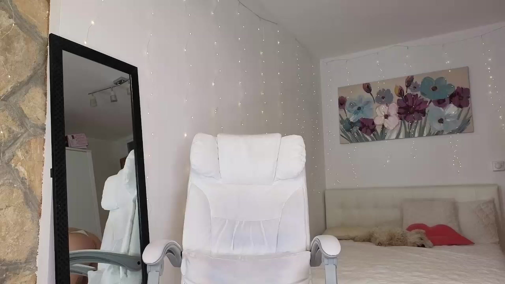 Gallery image thumbnail from AnnaKnows's myfreecams stream on, 04/30/2026, 23:18 image 1 of 20