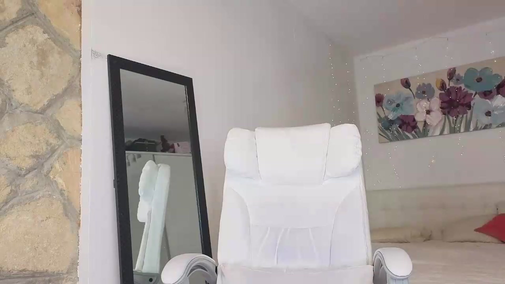 Gallery image thumbnail from AnnaKnows's myfreecams stream on, 06/28/2026, 23:42 image 3 of 20