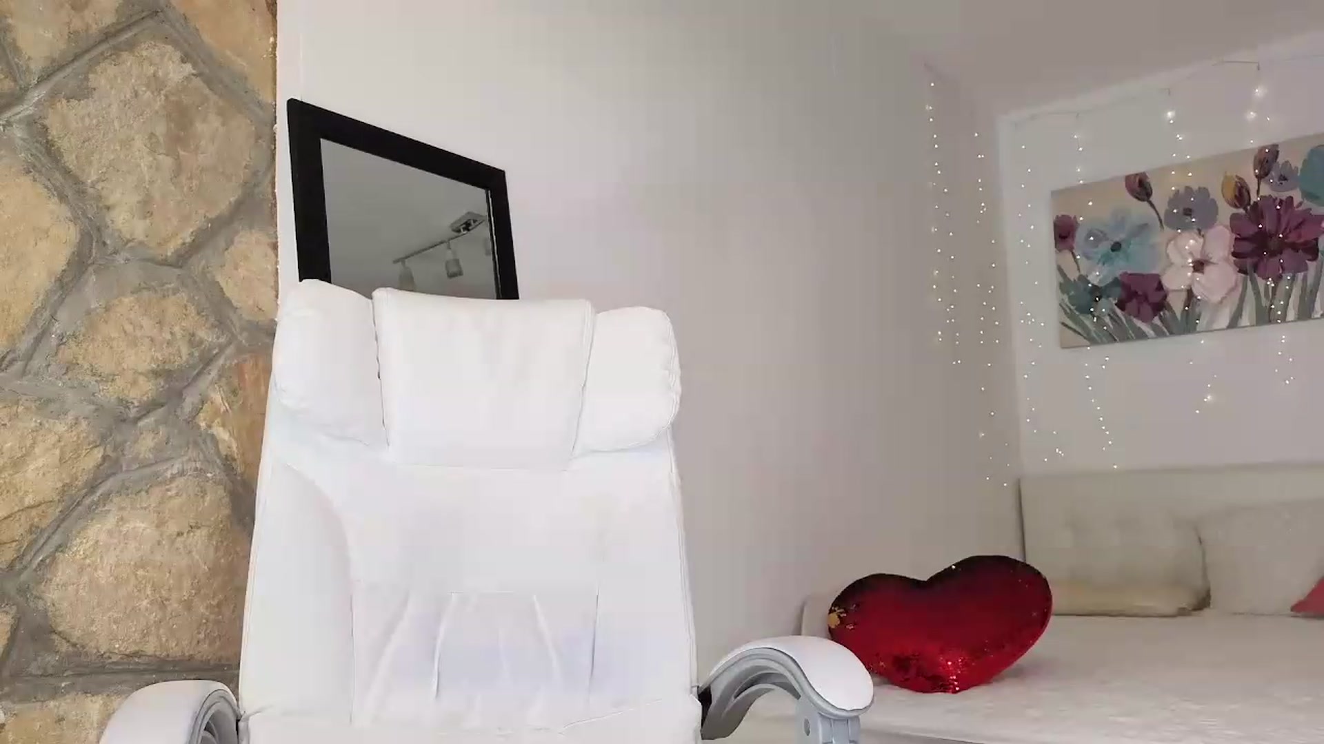 Gallery image thumbnail from AnnaKnows's myfreecams stream on, 07/23/2026, 01:44 image 3 of 20
