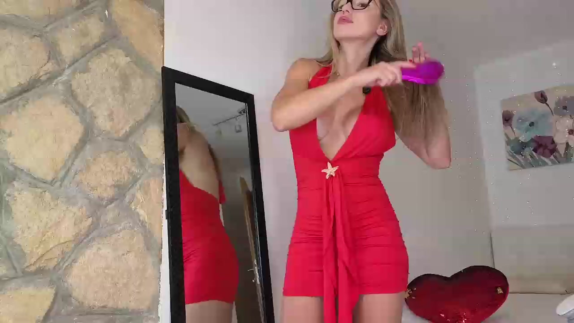 Gallery image thumbnail from AnnaKnows's myfreecams stream on, 08/02/2026, 02:57 image 1 of 20