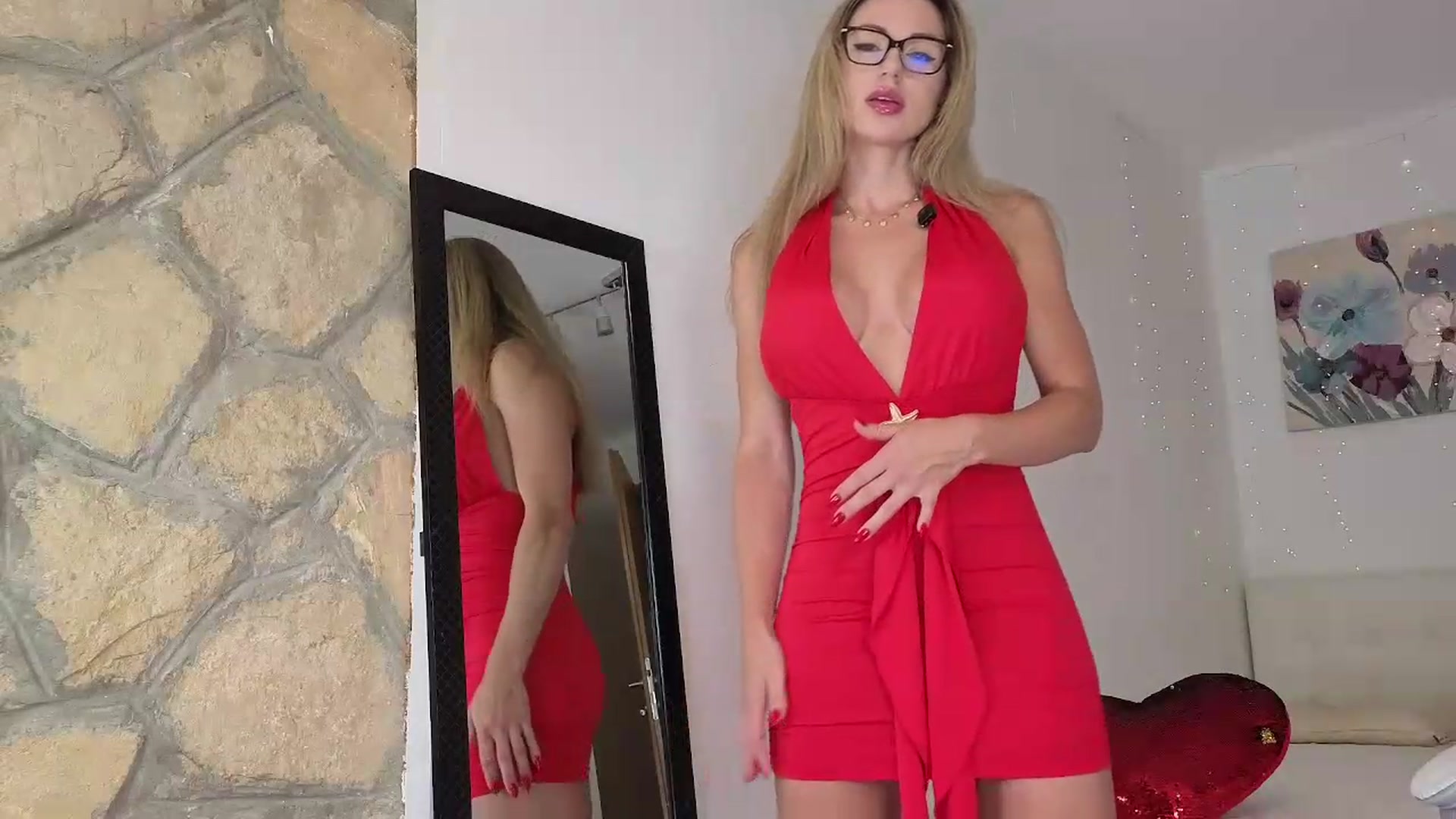 Gallery image thumbnail from AnnaKnows's myfreecams stream on, 08/02/2026, 02:57 image 6 of 20