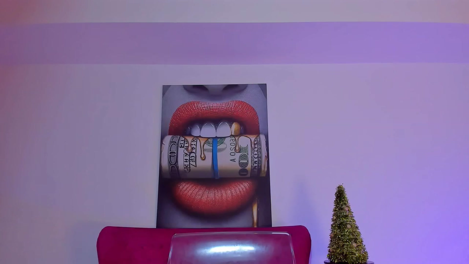 Gallery image thumbnail from AnnaLegend's myfreecams stream on, 01/03/2023, 08:16 image 12 of 20