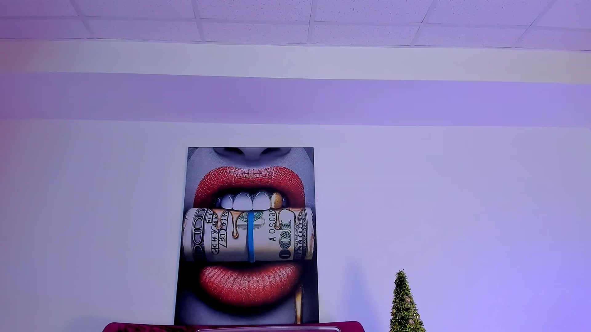 Gallery image thumbnail from AnnaLegend's myfreecams stream on, 01/03/2023, 12:09 image 9 of 20