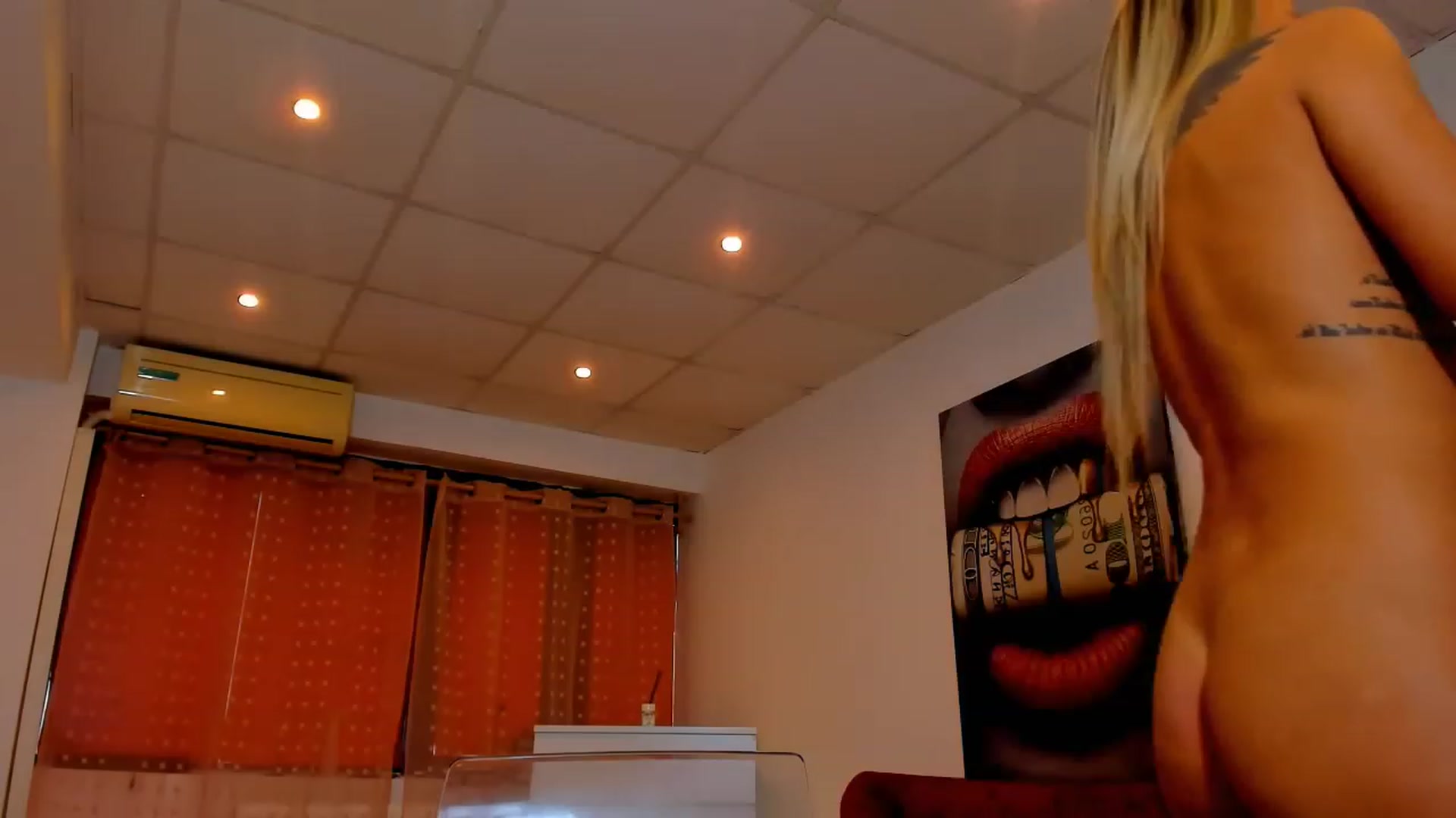 Gallery image thumbnail from AnnaLegend's myfreecams stream on, 06/02/2023, 11:35 image 18 of 20