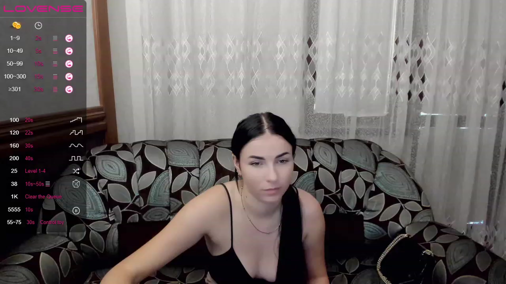 Gallery image thumbnail from AnnaLonger's myfreecams stream on, 07/18/2023, 15:23 image 15 of 20