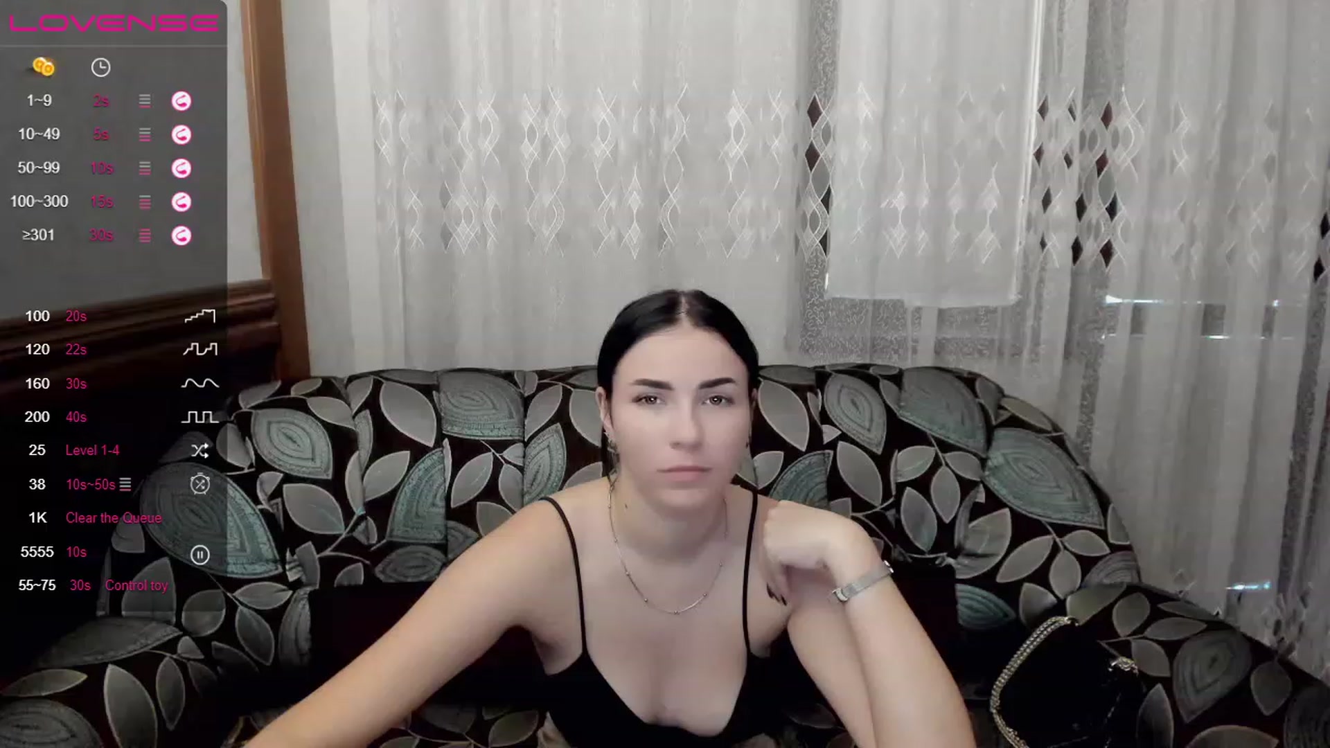 Gallery image thumbnail from AnnaLonger's myfreecams stream on, 07/18/2023, 15:23 image 8 of 20