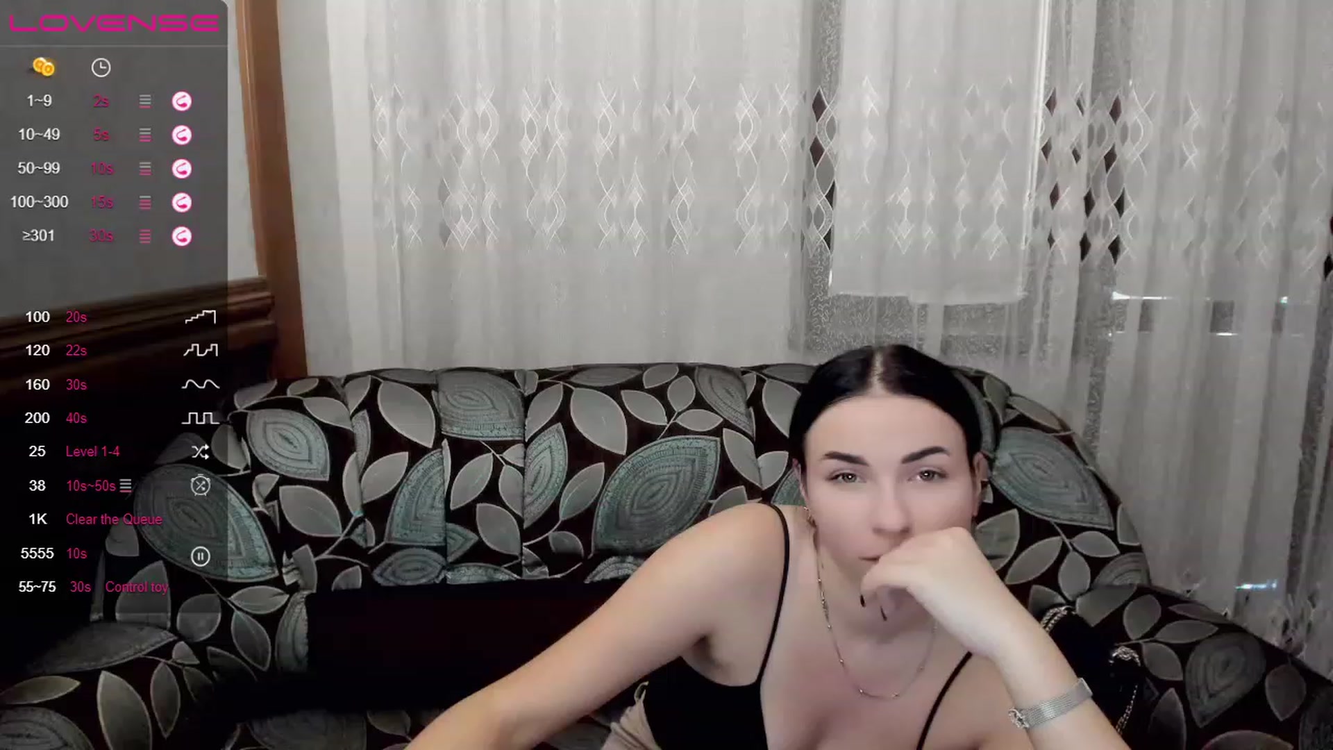 Gallery image thumbnail from AnnaLonger's myfreecams stream on, 07/18/2023, 17:39 image 8 of 20