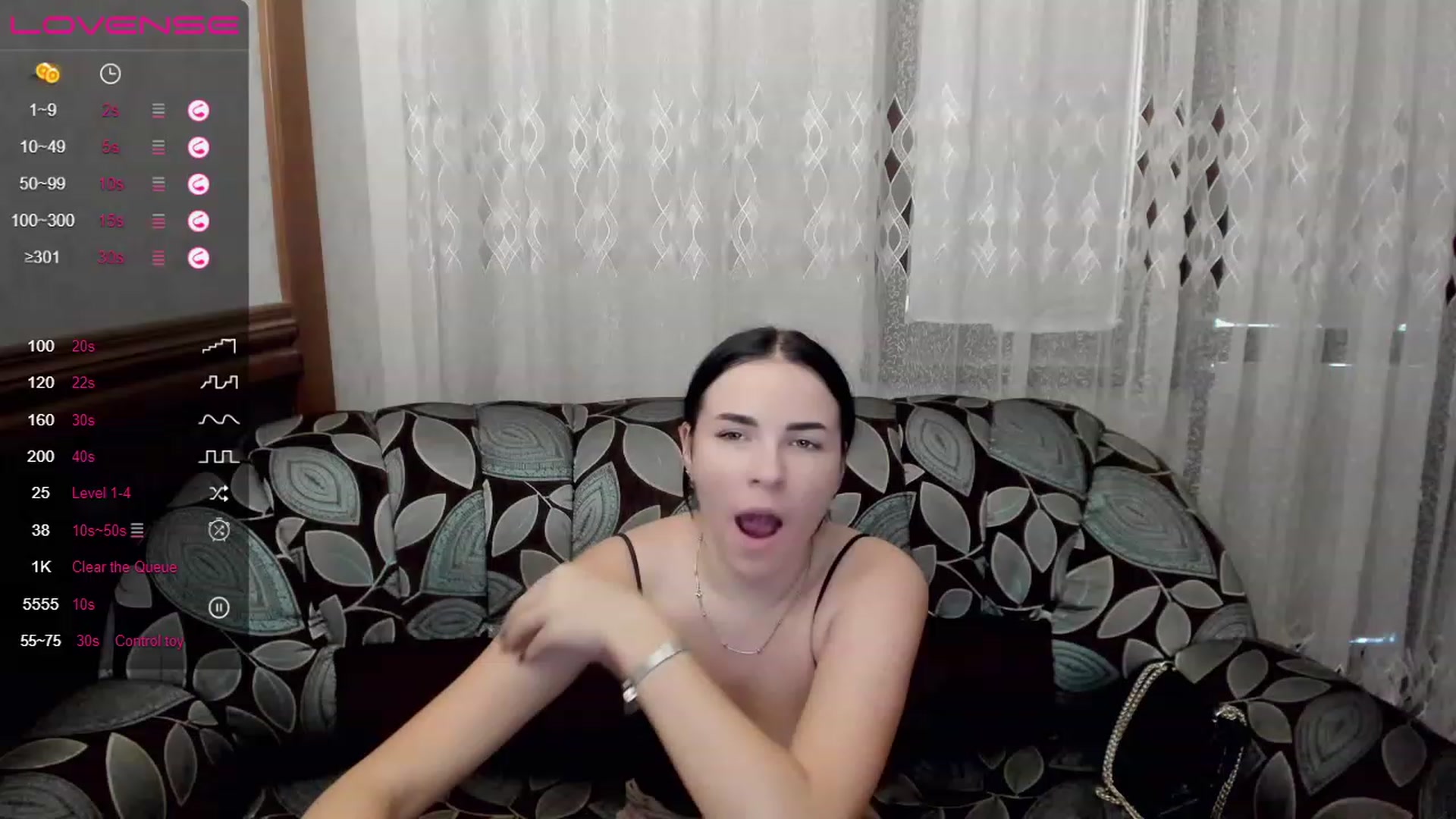 Gallery image thumbnail from AnnaLonger's myfreecams stream on, 07/18/2023, 17:39 image 11 of 20