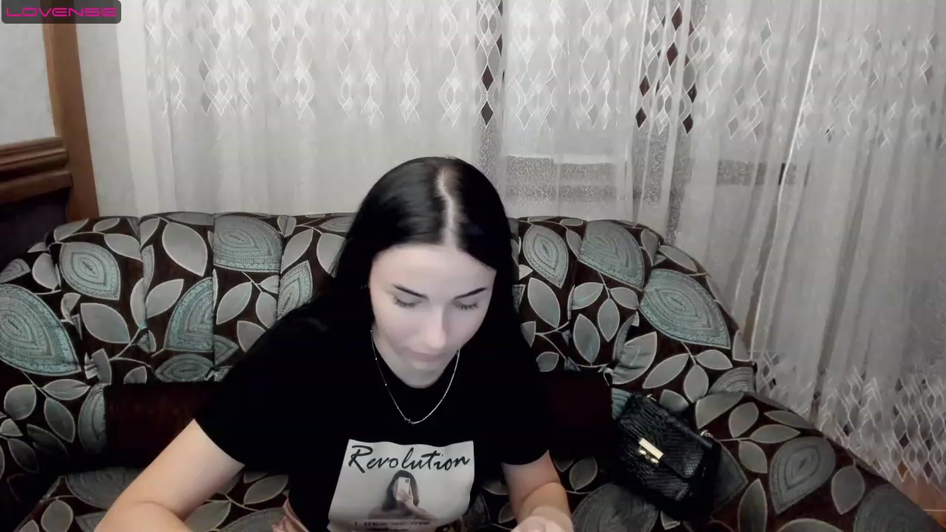 Gallery image thumbnail from AnnaLonger's myfreecams stream on, 07/19/2023, 18:53 image 2 of 20