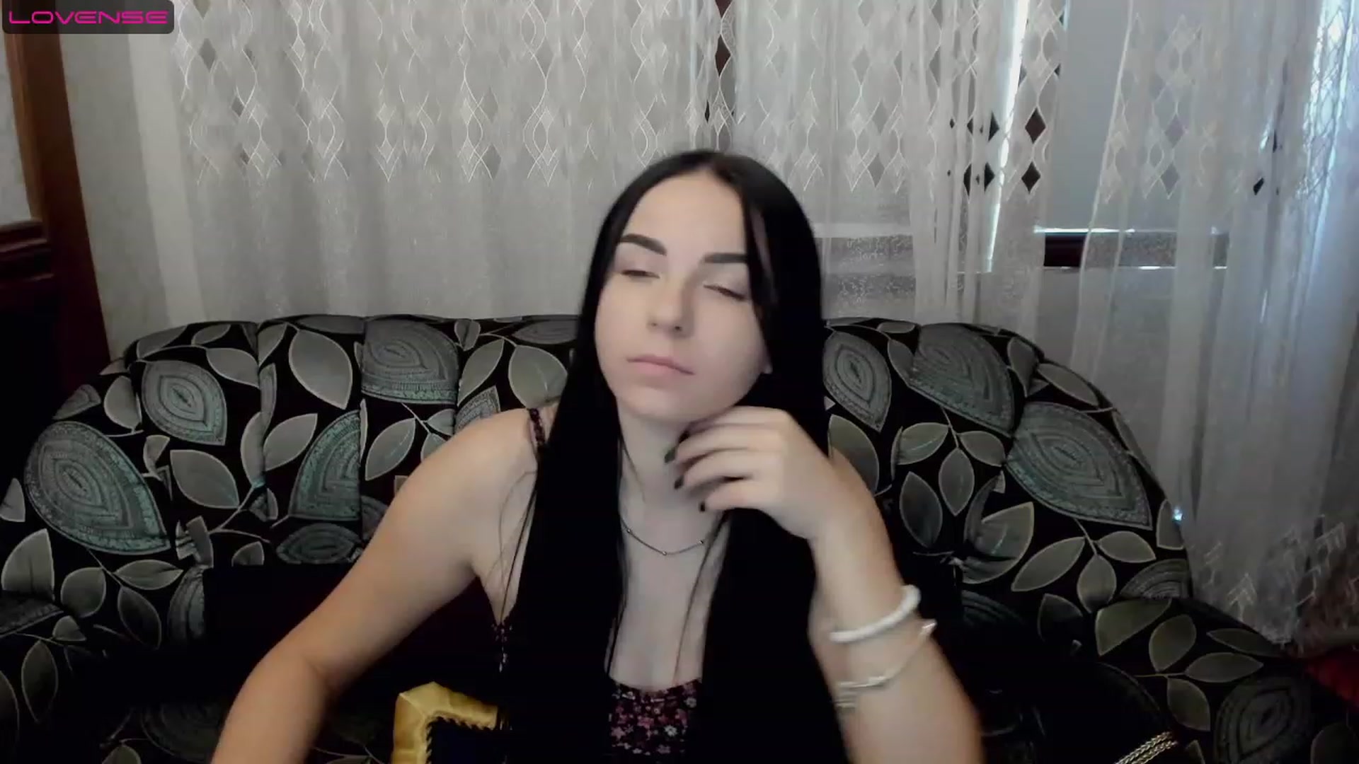 Gallery image thumbnail from AnnaLonger's myfreecams stream on, 07/24/2023, 13:48 image 7 of 20