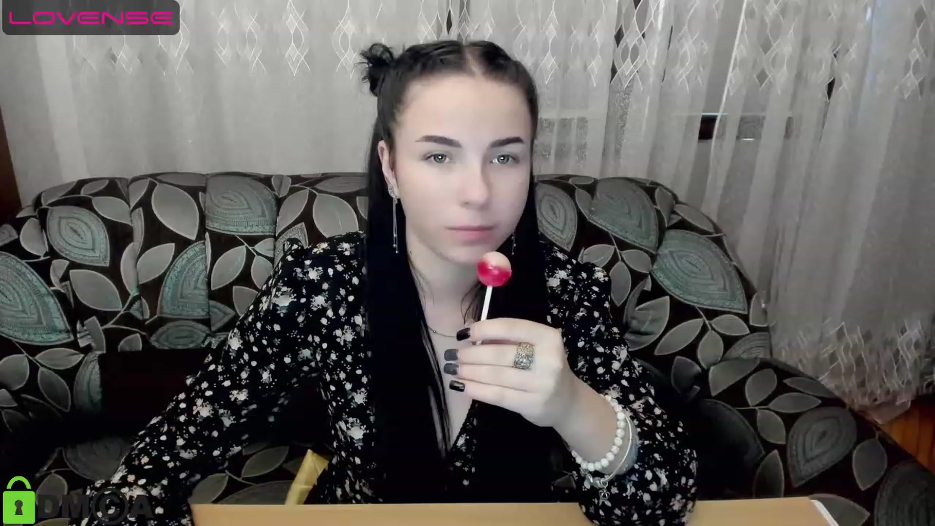 Gallery image thumbnail from AnnaLonger's myfreecams stream on, 07/25/2023, 17:31 image 3 of 20