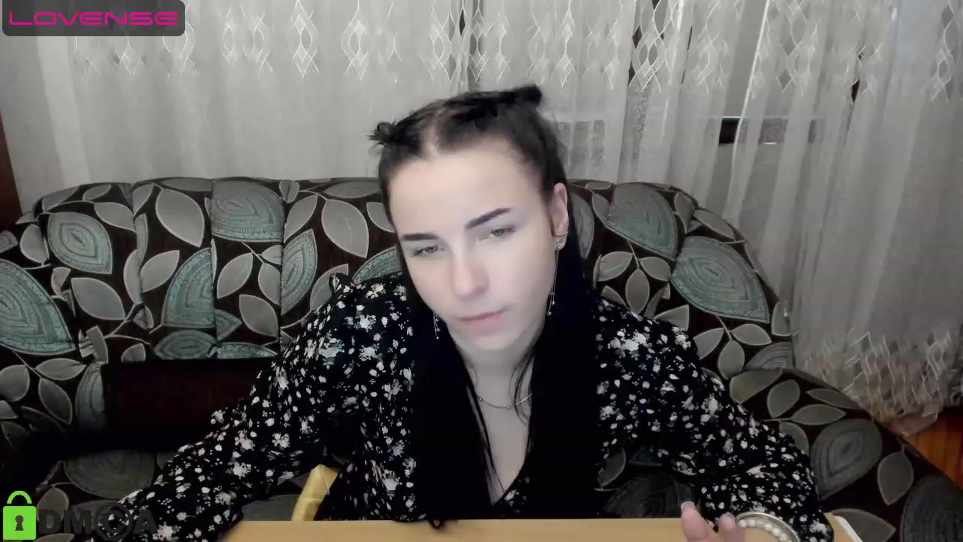Gallery image thumbnail from AnnaLonger's myfreecams stream on, 07/25/2023, 17:31 image 6 of 20