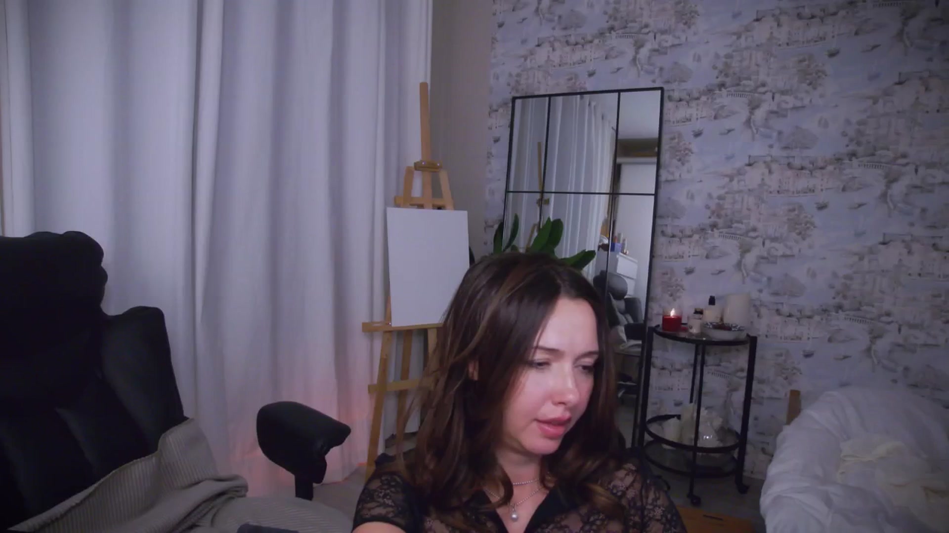Gallery image thumbnail from AnnaLoveis's myfreecams stream on, 09/14/2025, 20:40 image 10 of 20