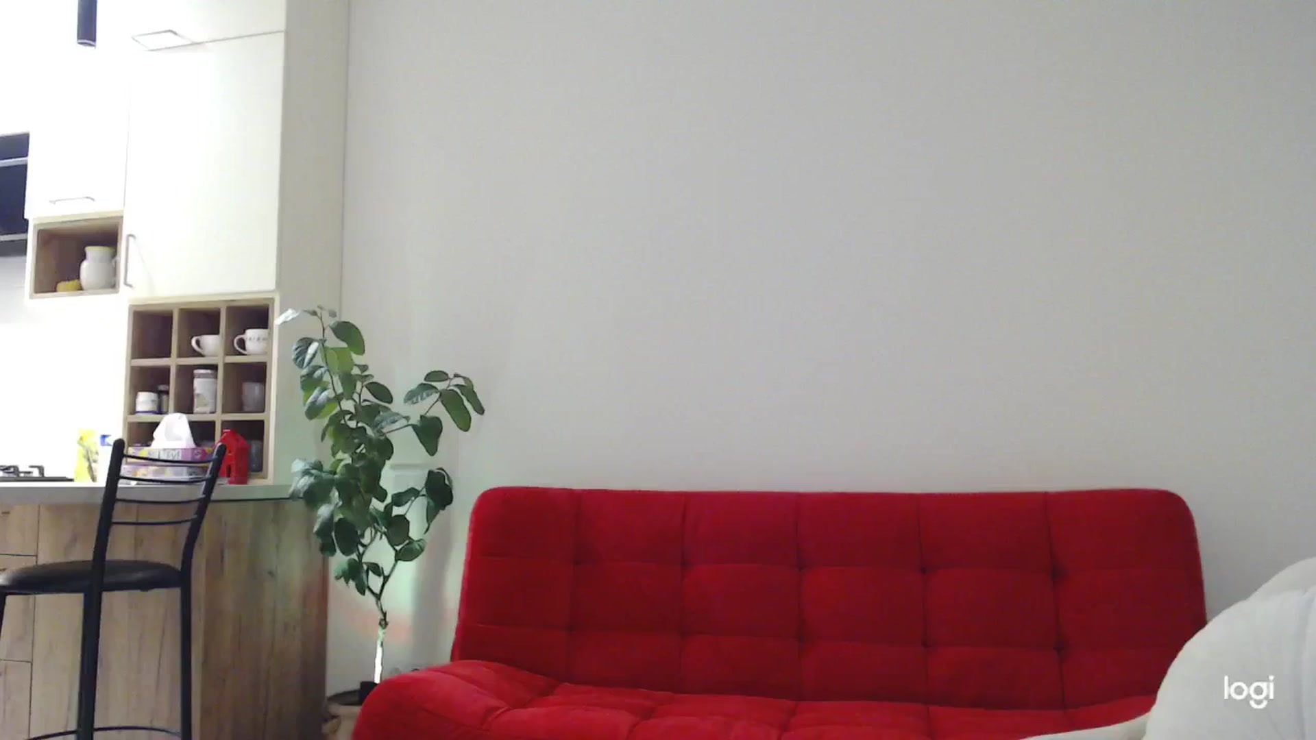 Gallery image thumbnail from AnnaLuv's myfreecams stream on, 11/11/2024, 24:08 image 14 of 20