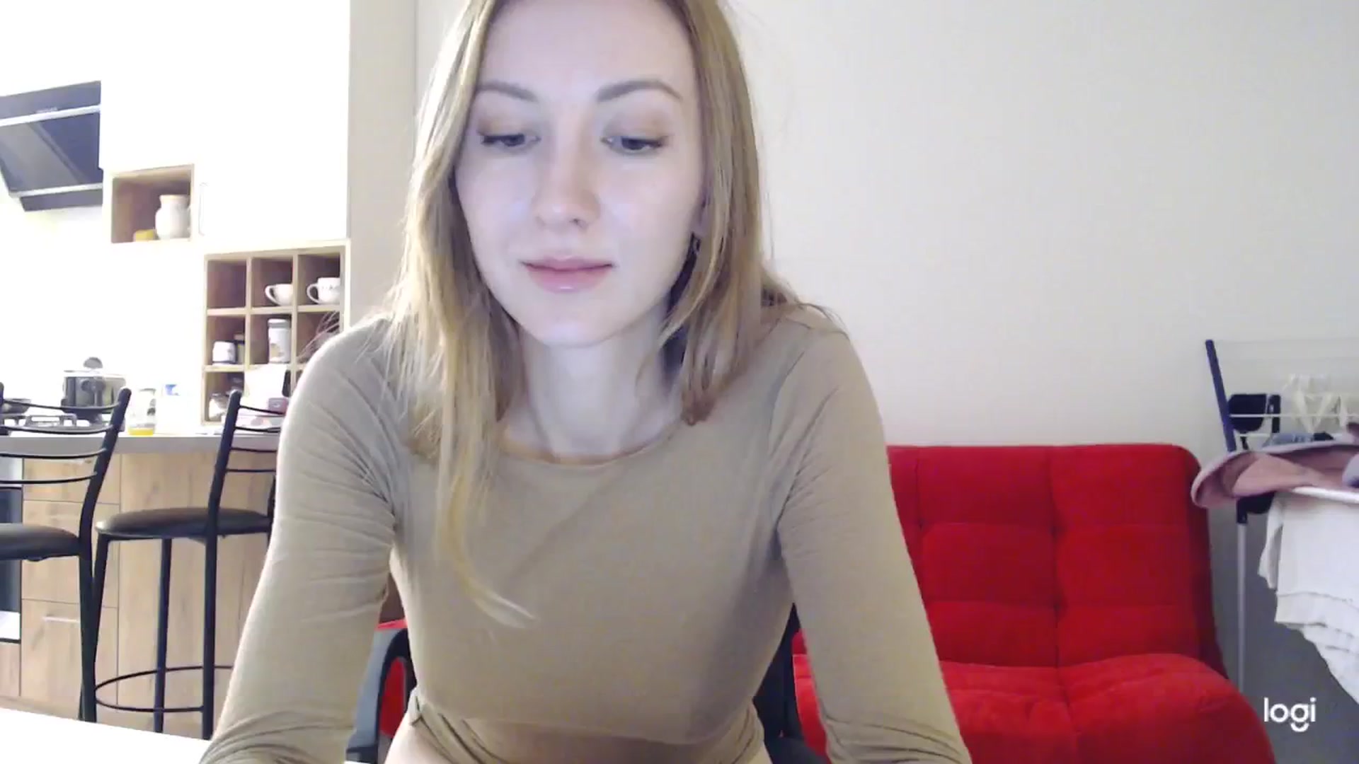 Gallery image thumbnail from AnnaLuv's myfreecams stream on, 11/13/2024, 22:55 image 15 of 20