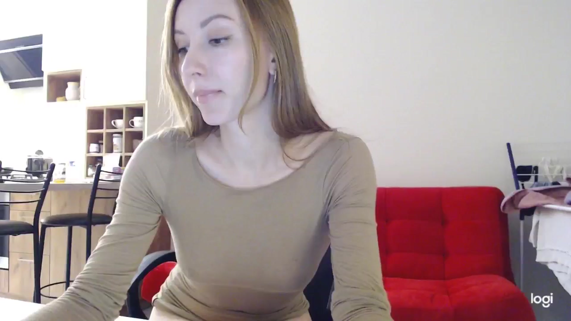 Gallery image thumbnail from AnnaLuv's myfreecams stream on, 11/13/2024, 22:55 image 17 of 20