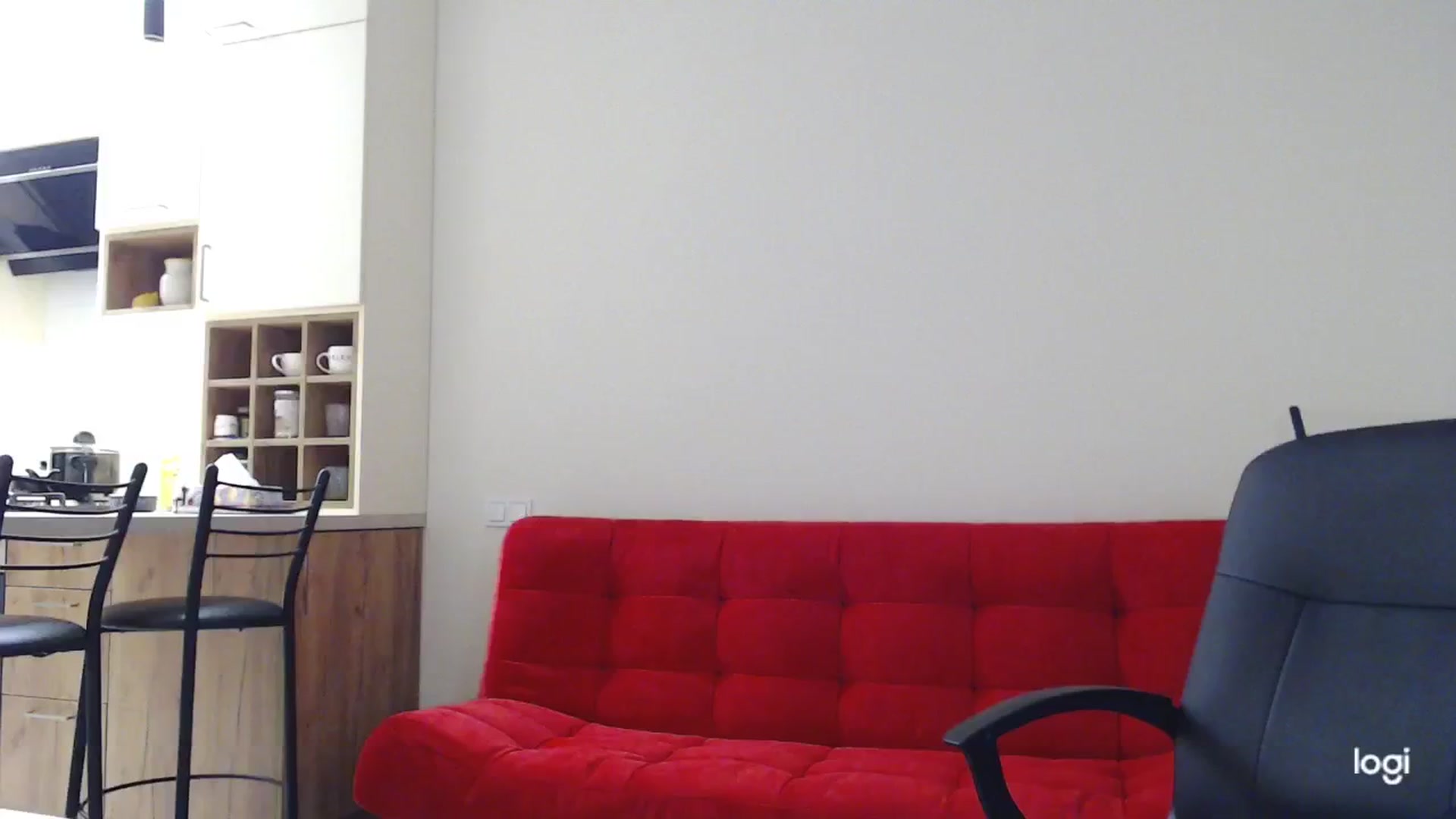 Gallery image thumbnail from AnnaLuv's myfreecams stream on, 11/20/2024, 24:39 image 10 of 20
