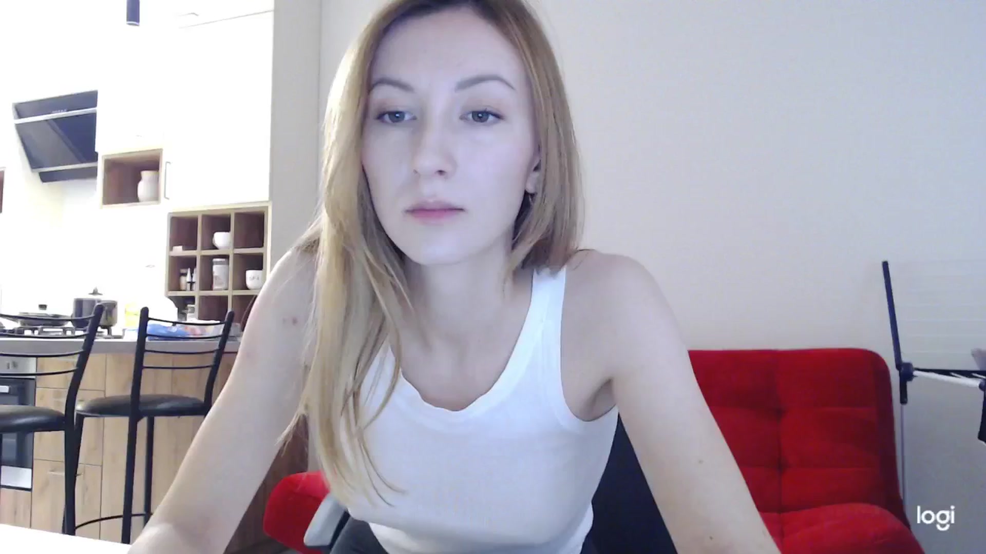 Gallery image thumbnail from AnnaLuv's myfreecams stream on, 12/03/2024, 10:50 image 2 of 20