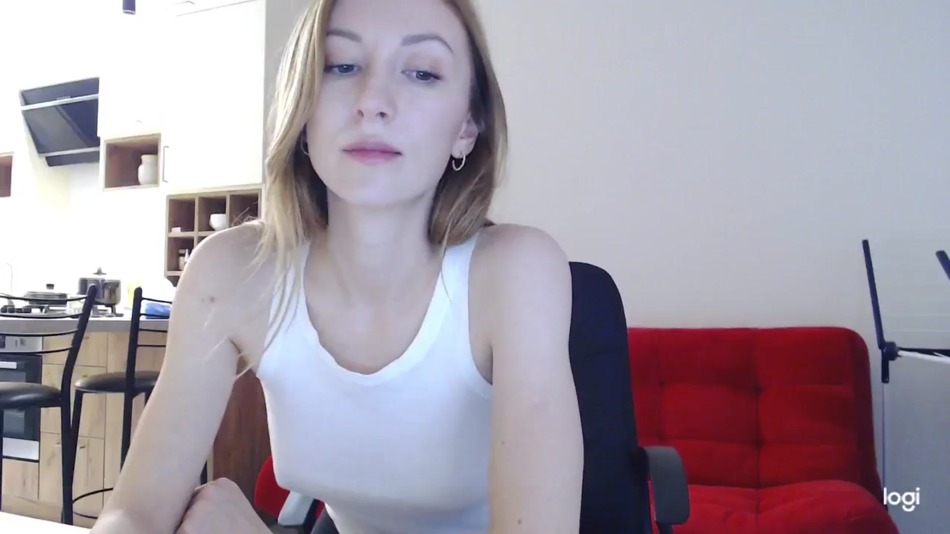 Gallery image thumbnail from AnnaLuv's myfreecams stream on, 12/03/2024, 13:27 image 6 of 20