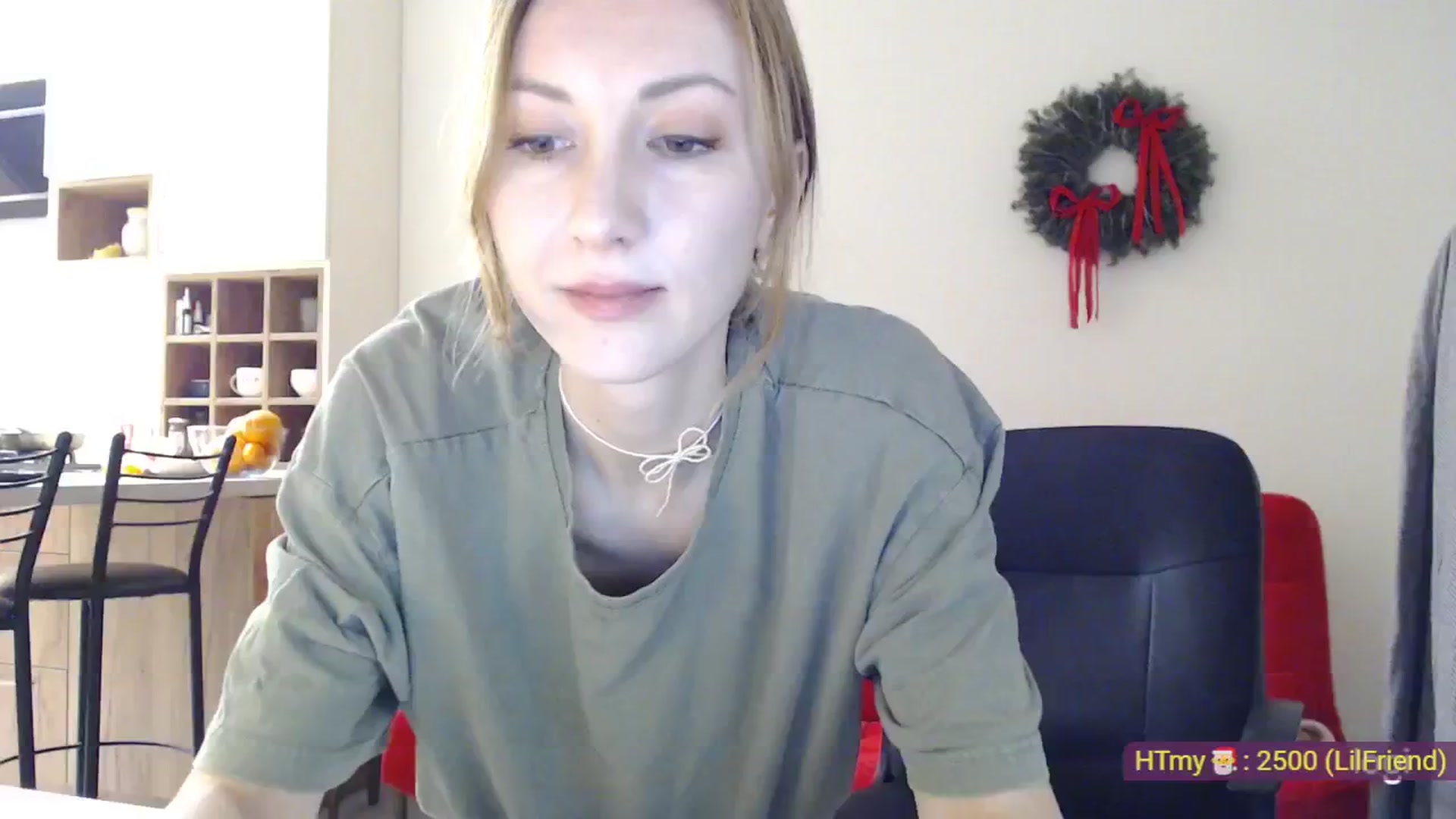 Gallery image thumbnail from AnnaLuv's myfreecams stream on, 12/24/2024, 20:19 image 19 of 20