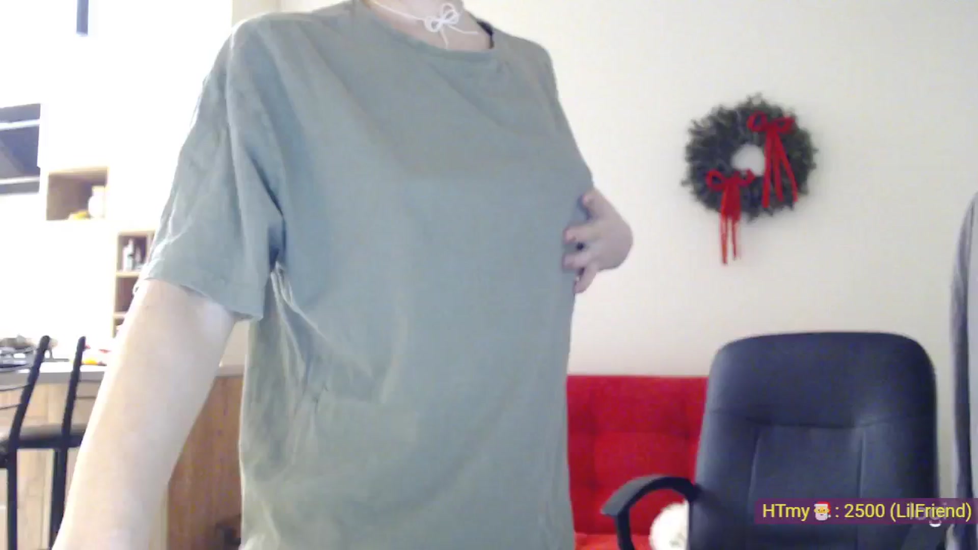 Gallery image thumbnail from AnnaLuv's myfreecams stream on, 12/24/2024, 20:19 image 20 of 20