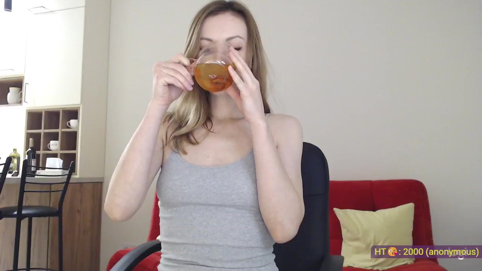 Gallery image thumbnail from AnnaLuv's myfreecams stream on, 02/10/2025, 24:11 image 19 of 20